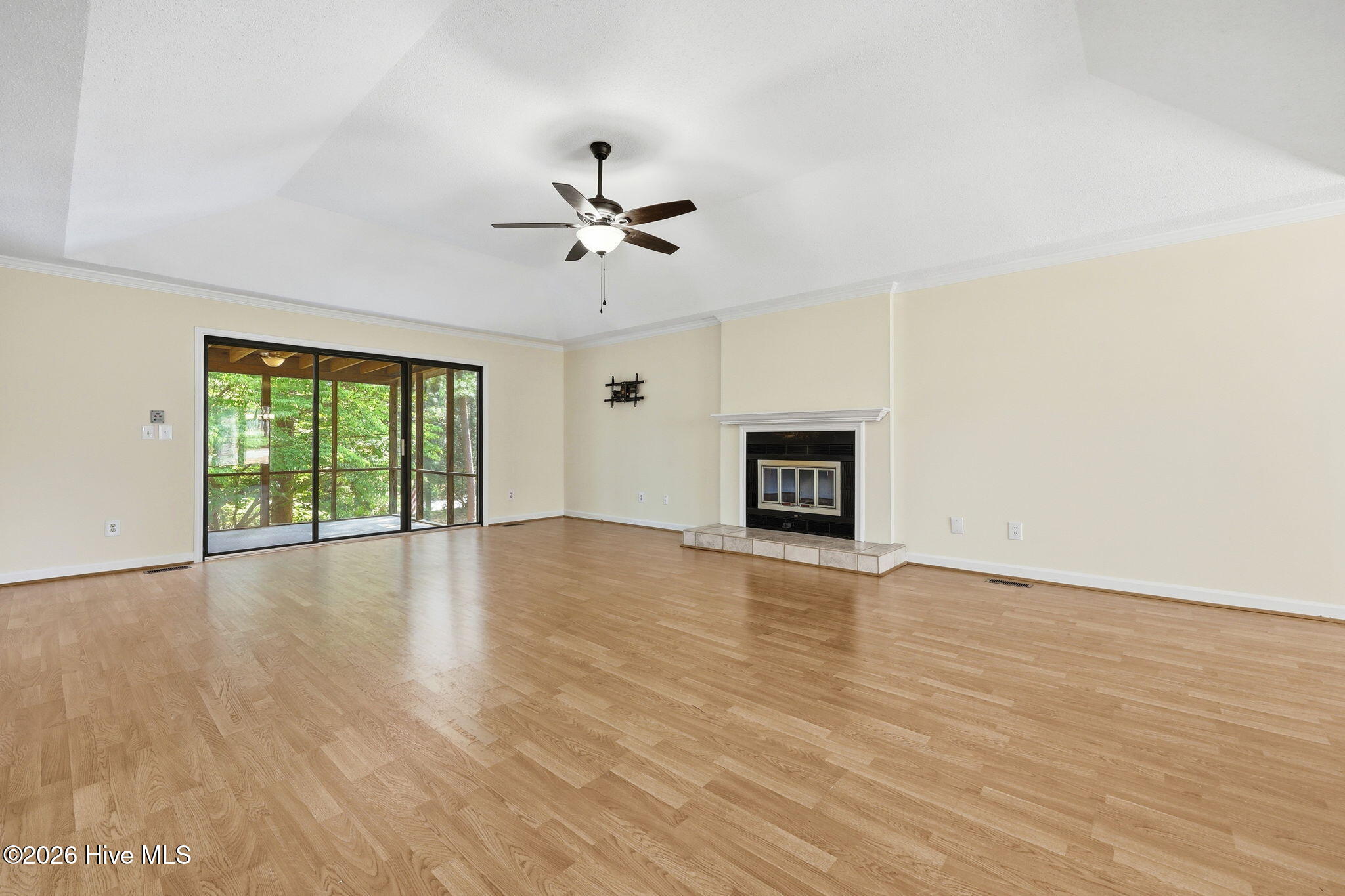 253 Tall Trees Drive Property Photo 11