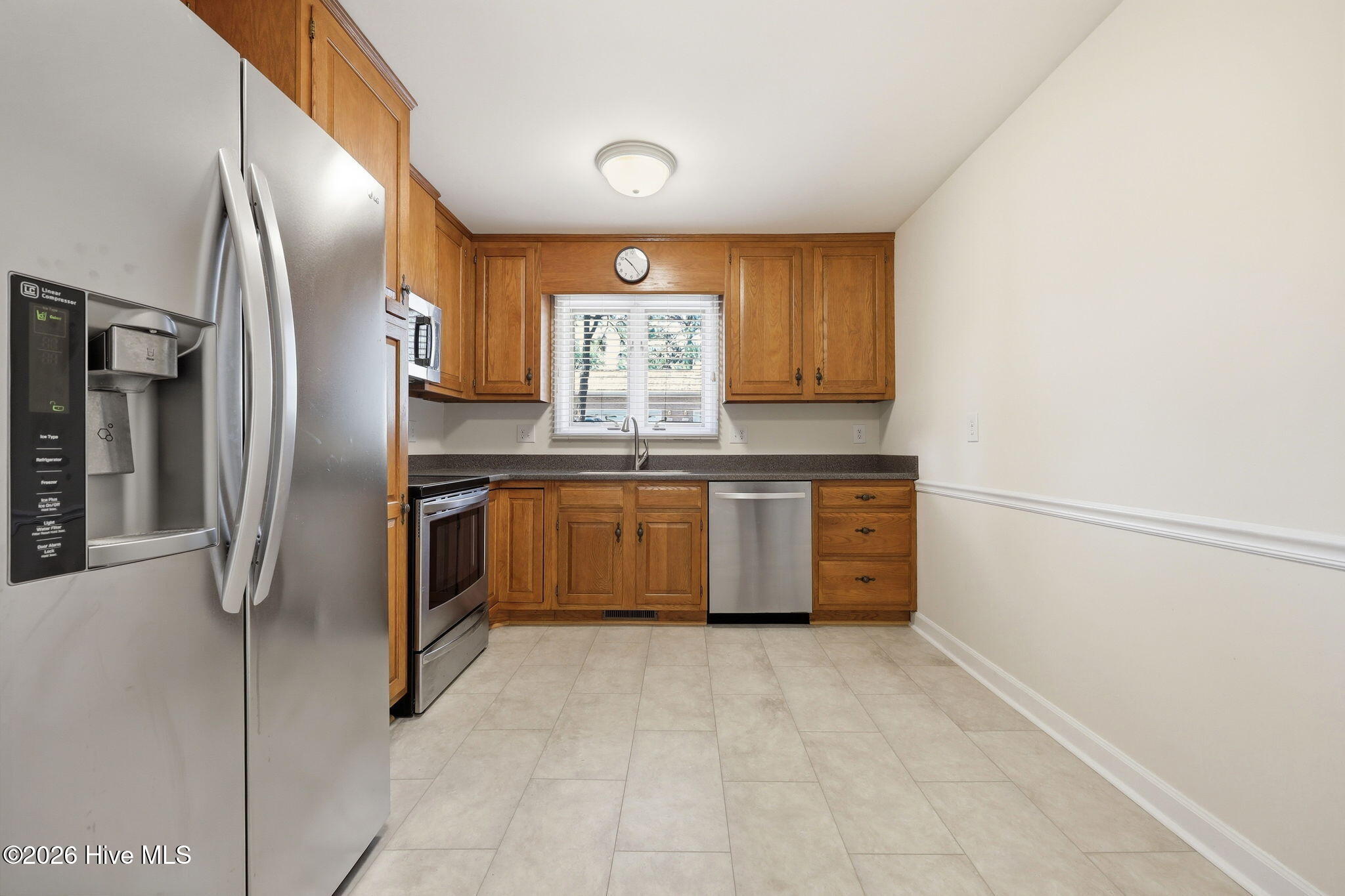 253 Tall Trees Drive Property Photo 16