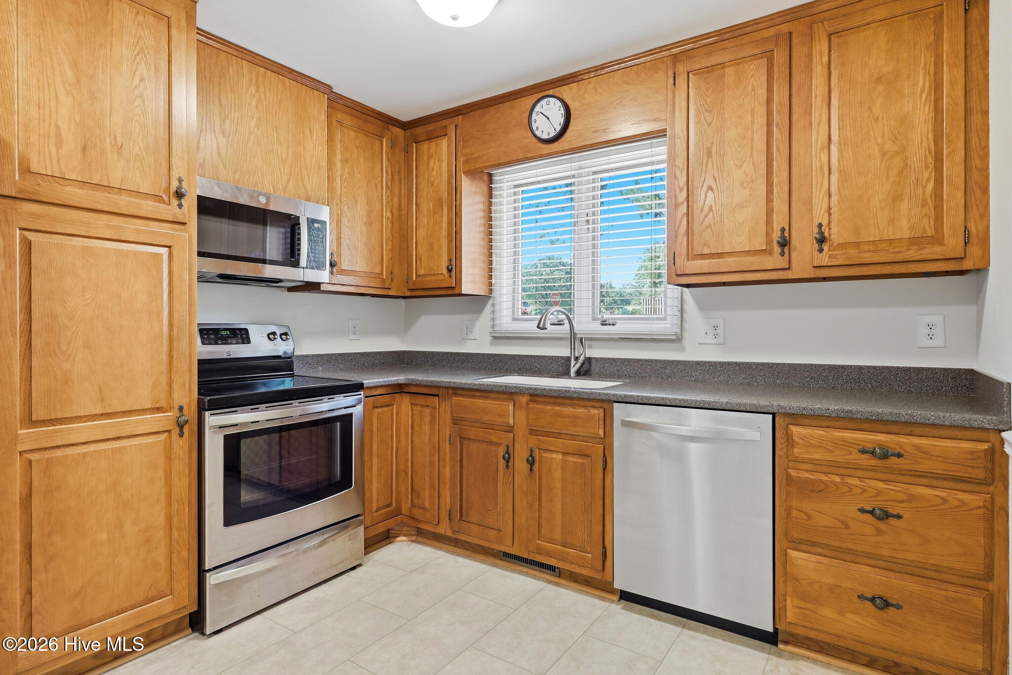253 Tall Trees Drive Property Photo 18