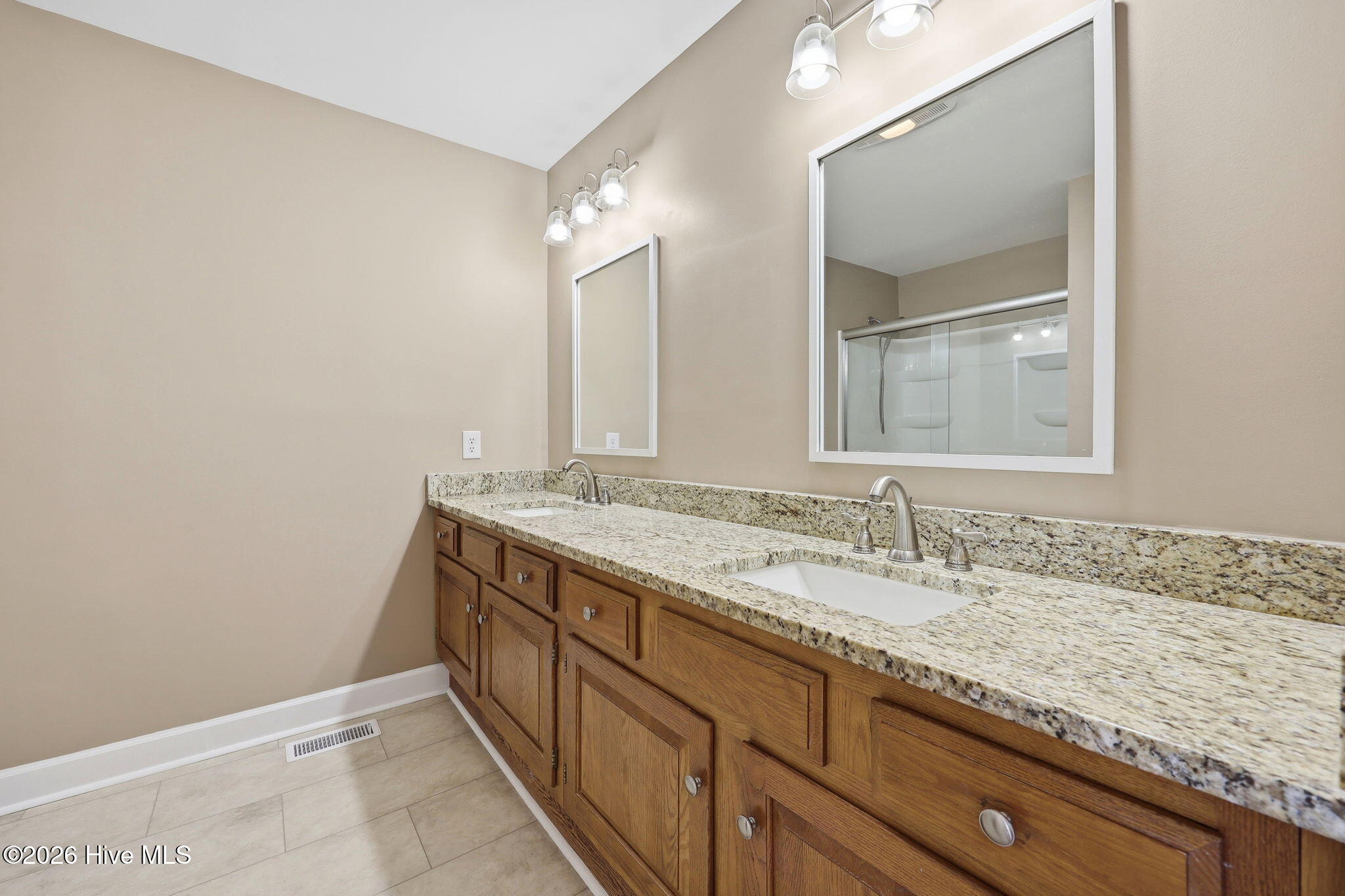 253 Tall Trees Drive Property Photo 26