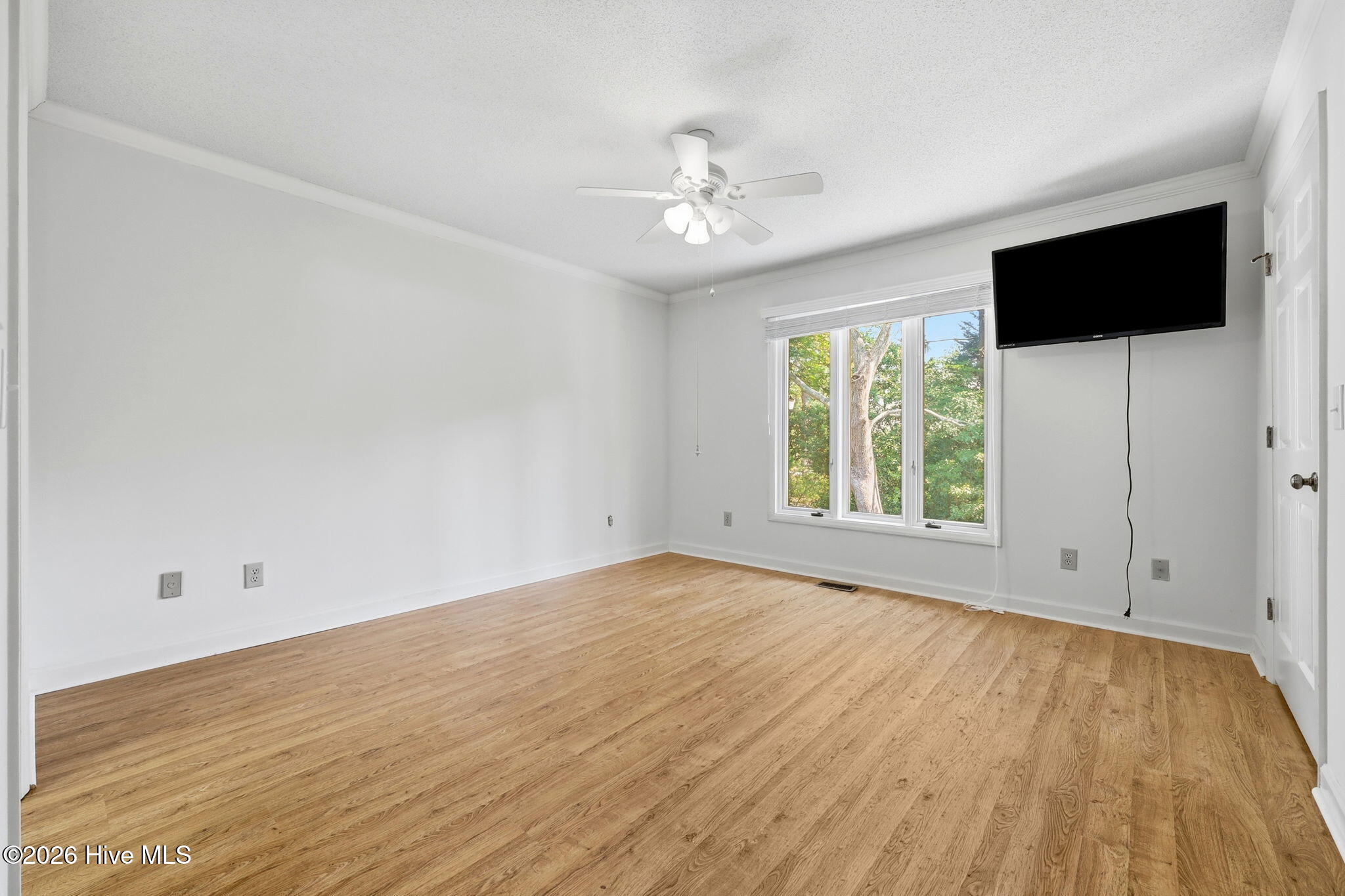 253 Tall Trees Drive Property Photo 33