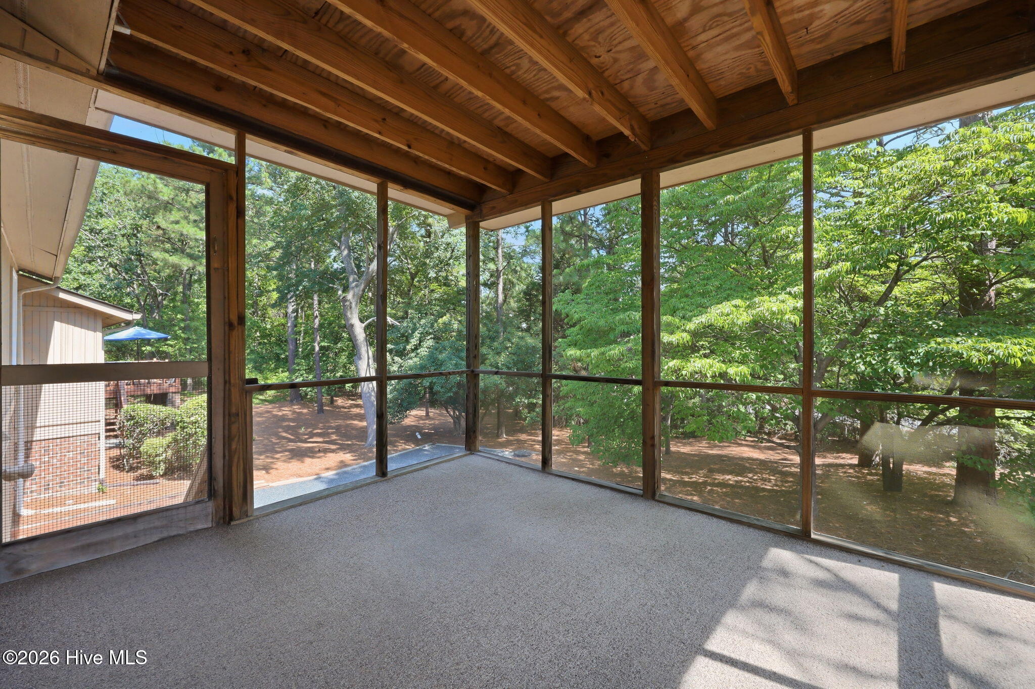 253 Tall Trees Drive Property Photo 34