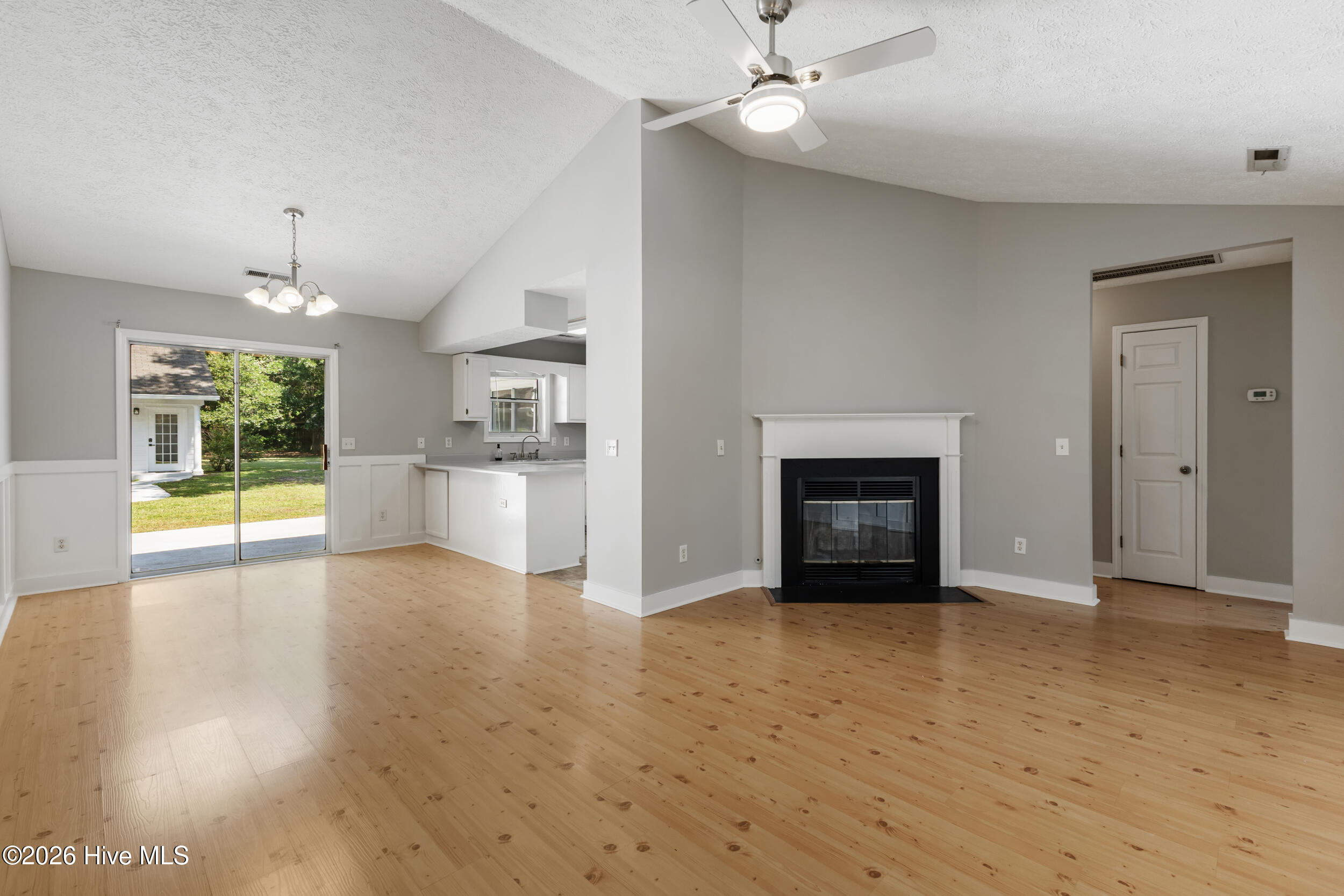 412 Dogwood Lane Property Photo 5