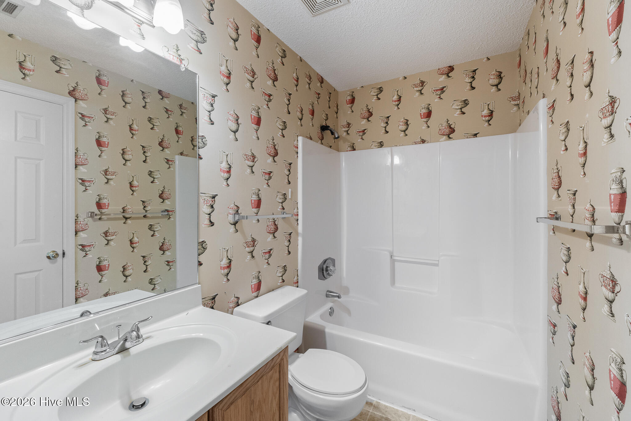 410 Tracewood Place Property Photo 7