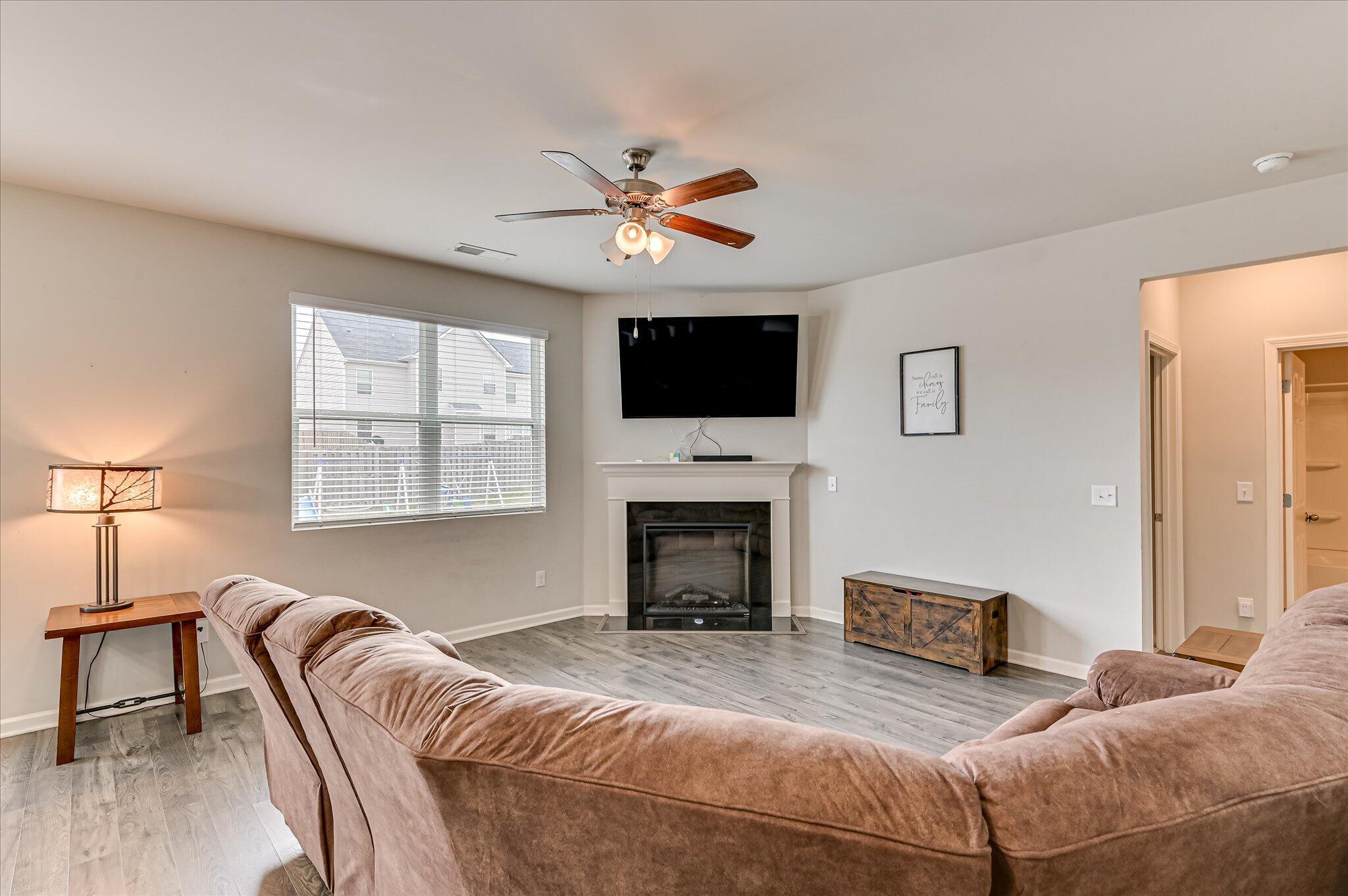 3052 Pepperhill Drive Property Photo 7