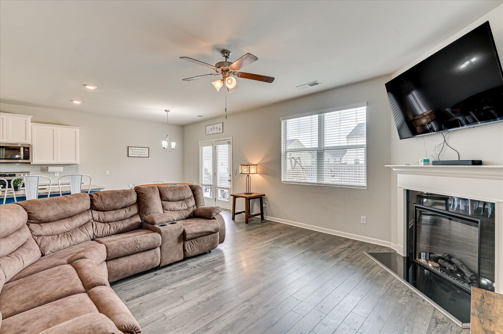 3052 Pepperhill Drive Property Photo 10