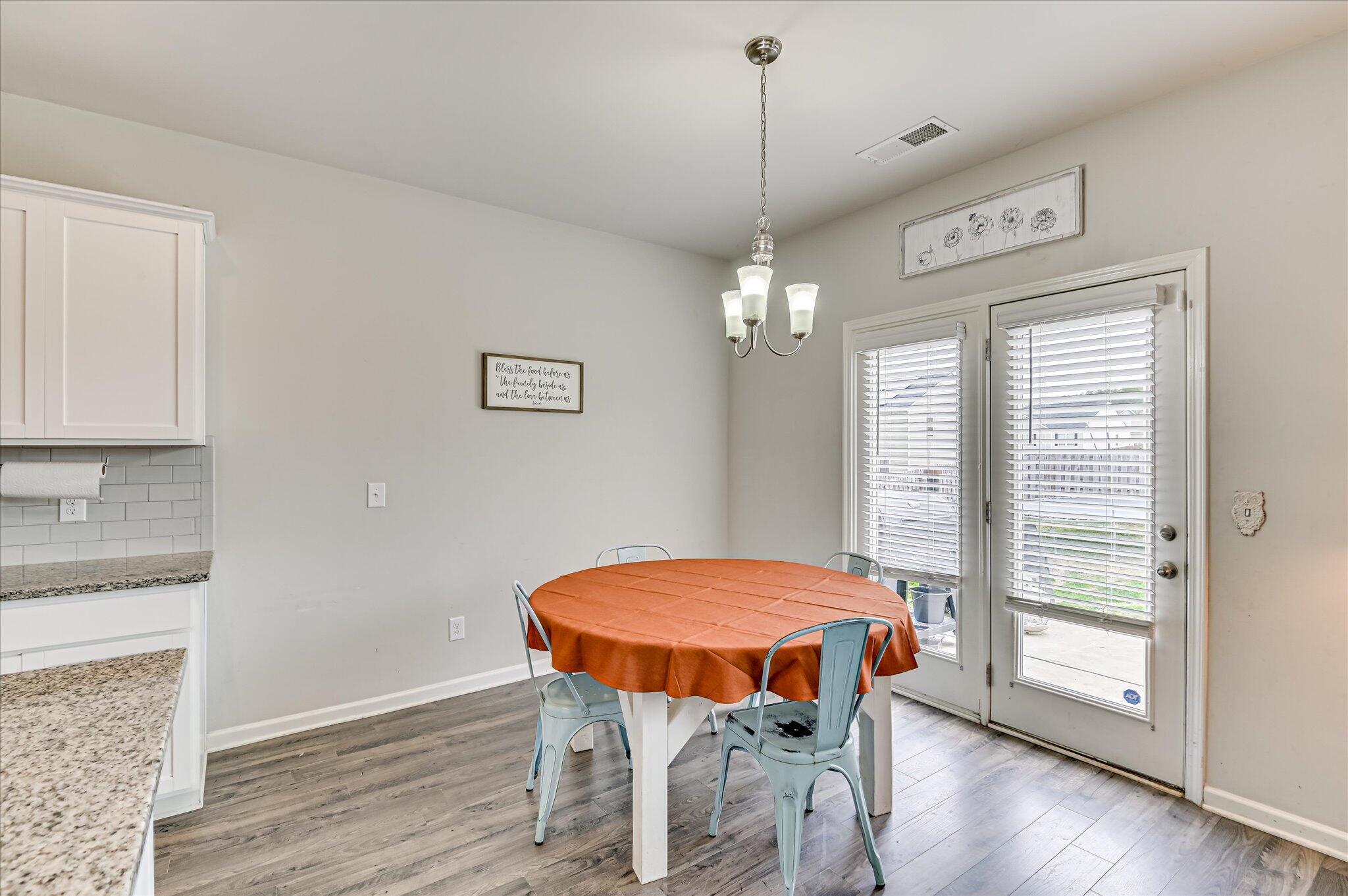 3052 Pepperhill Drive Property Photo 11