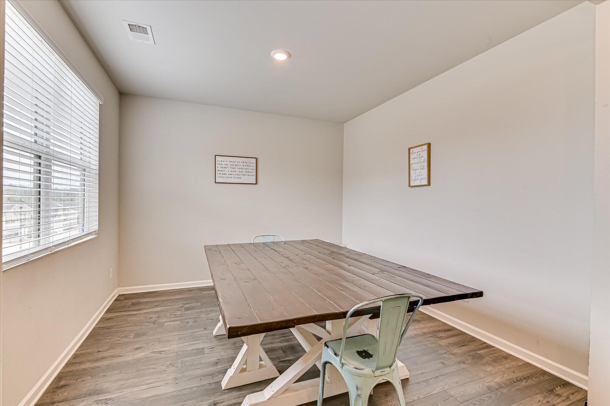 3052 Pepperhill Drive Property Photo 16