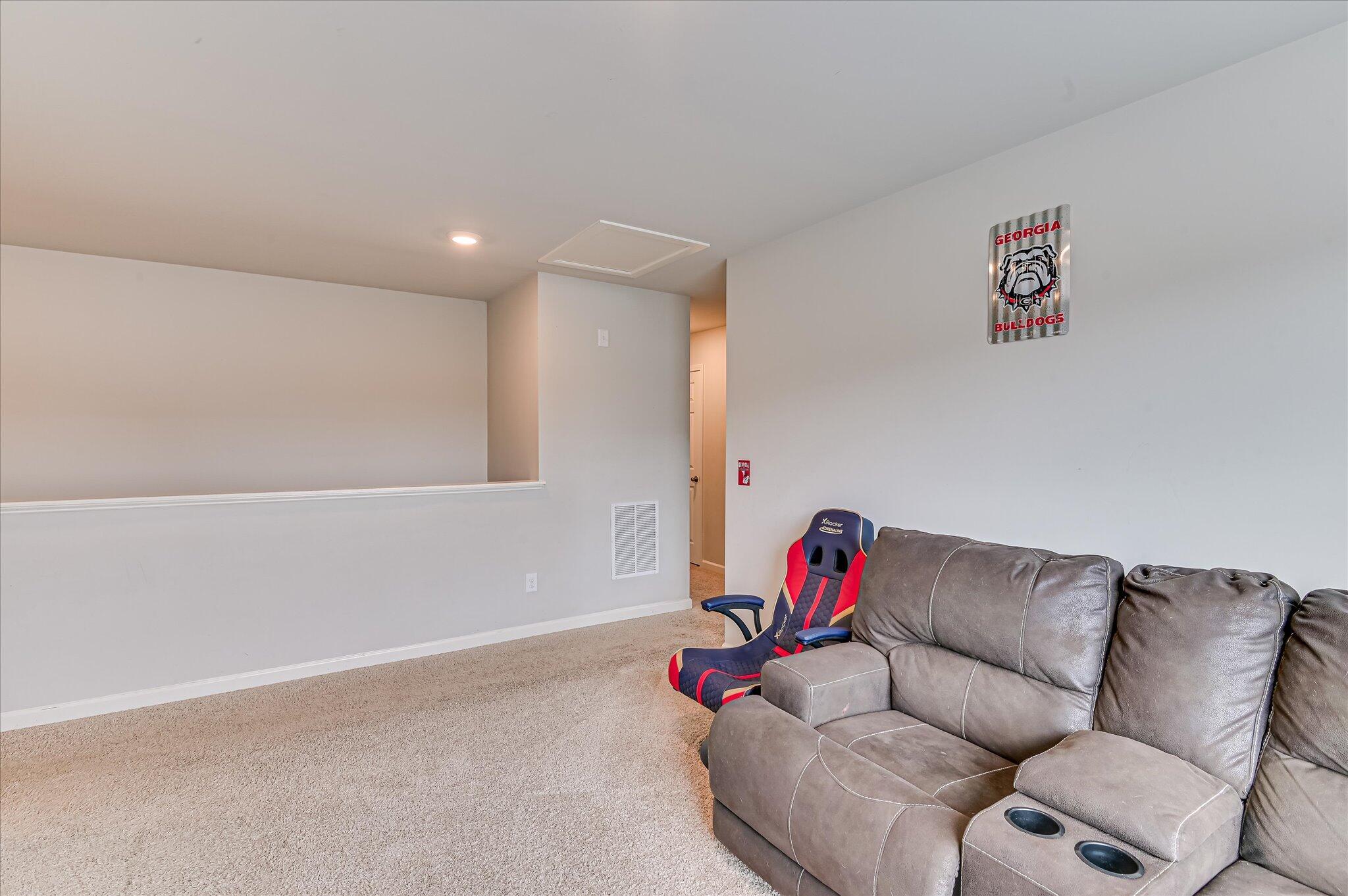3052 Pepperhill Drive Property Photo 24