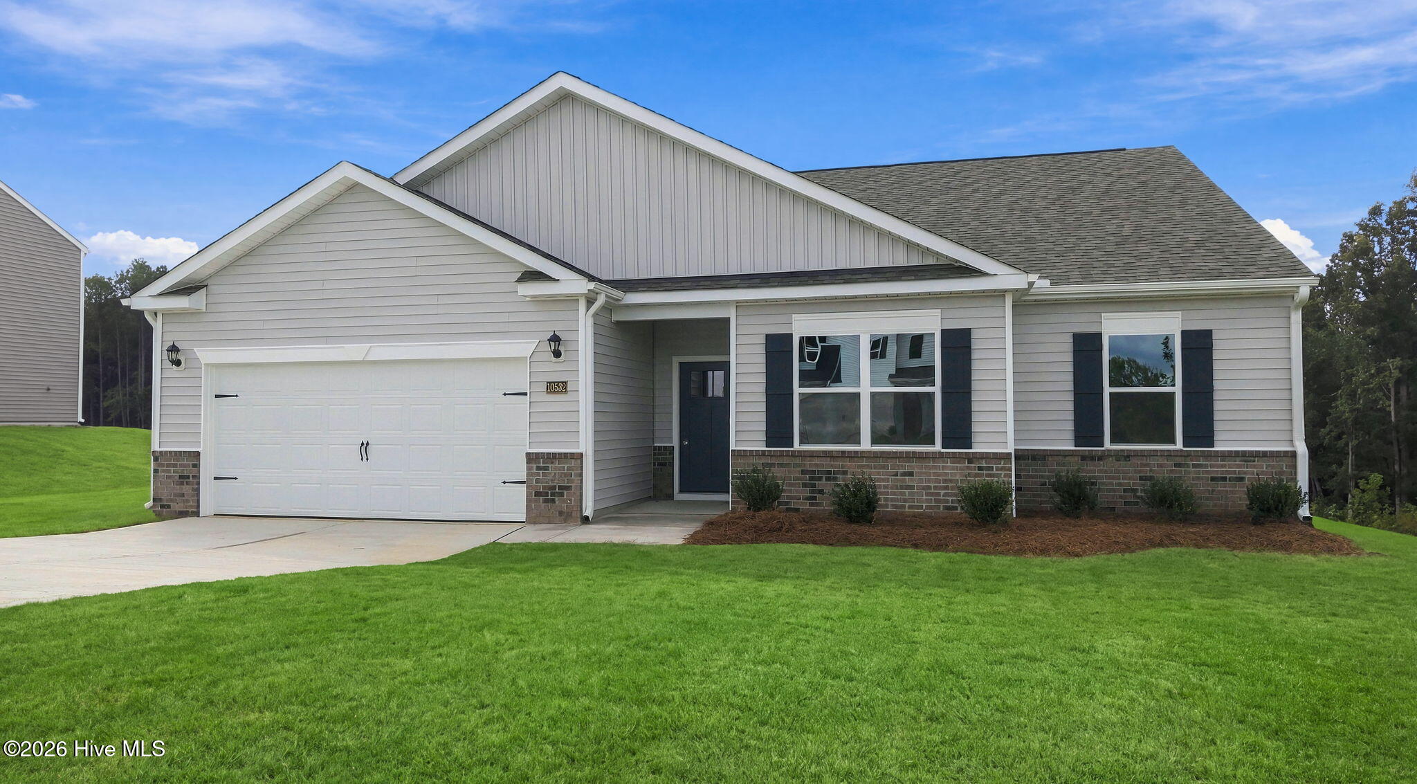 10532 Beard Way Property Photo 4