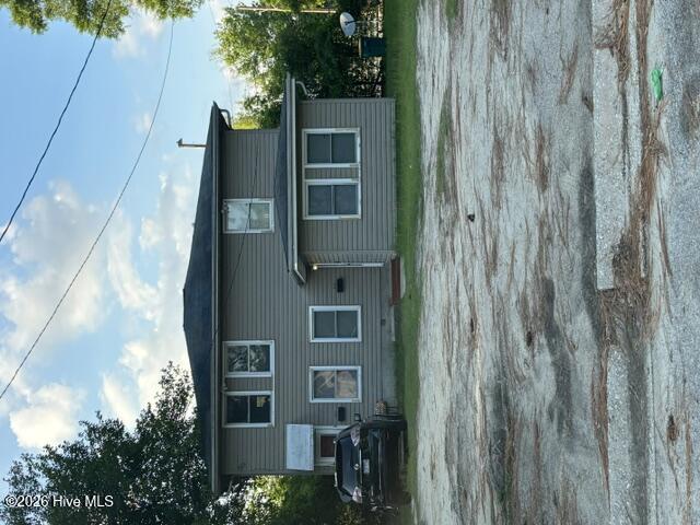 515 E 10th Street Property Photo 1