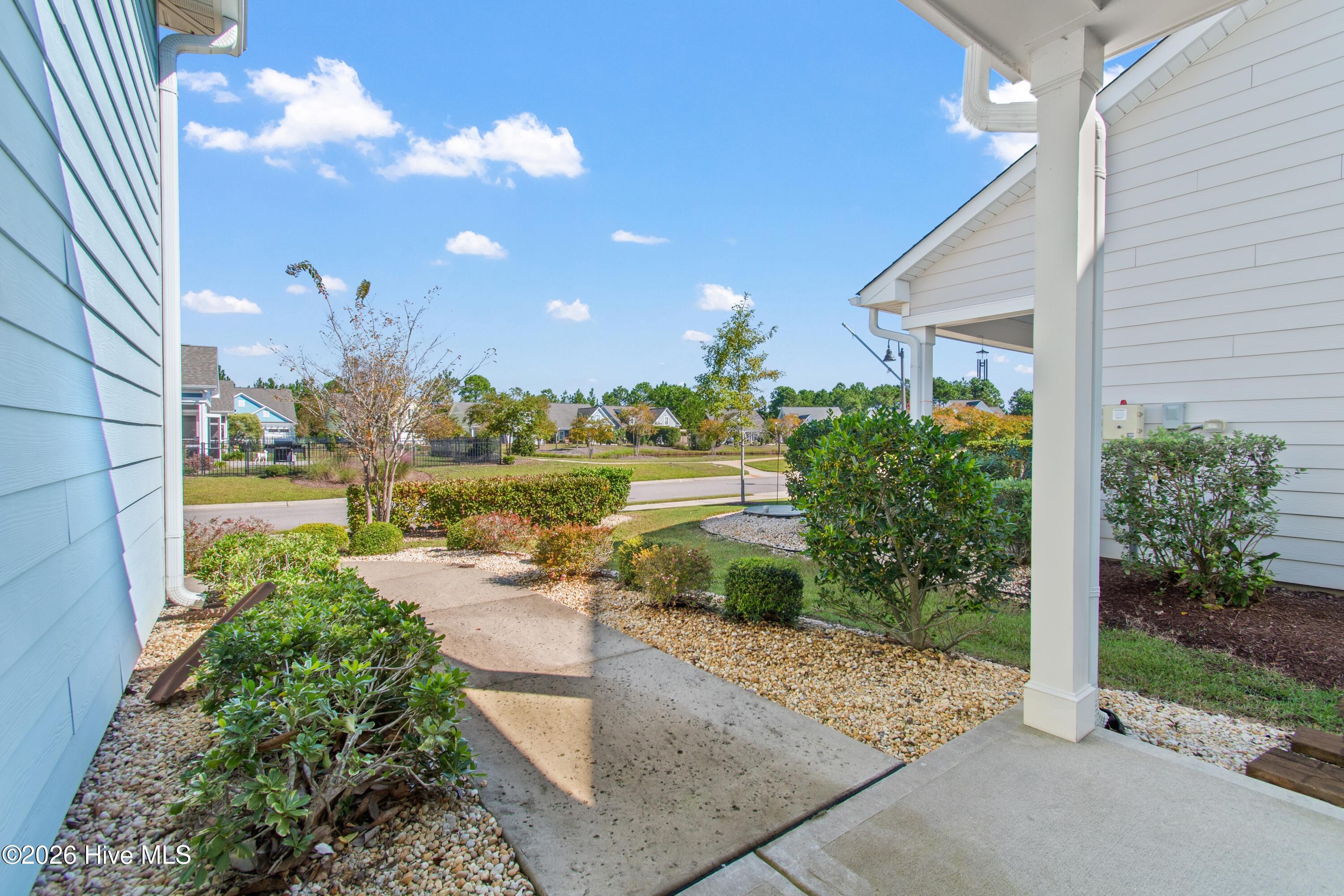 3219 Bay Winds Drive Property Photo 3