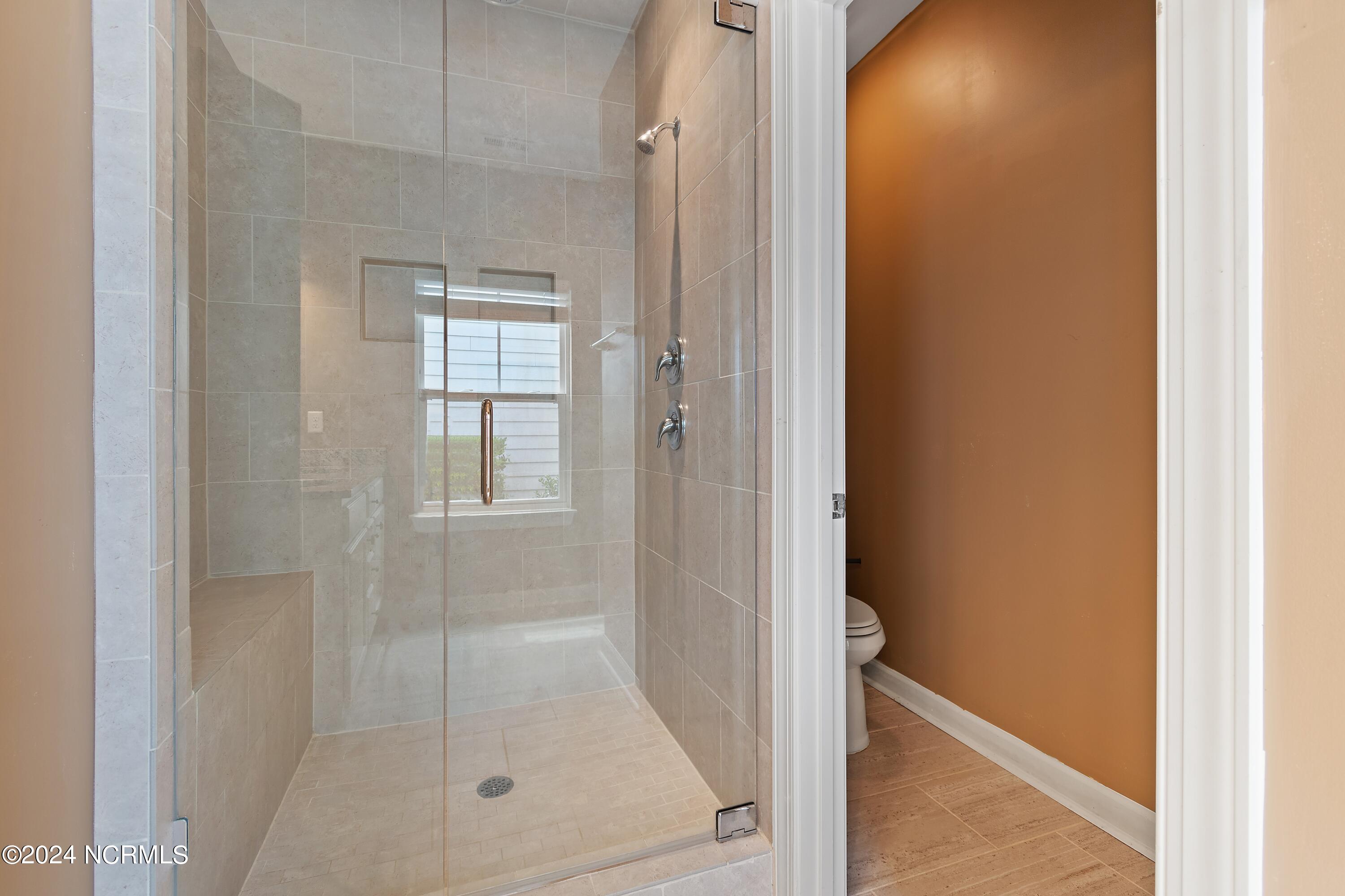 3219 Bay Winds Drive Property Photo 14