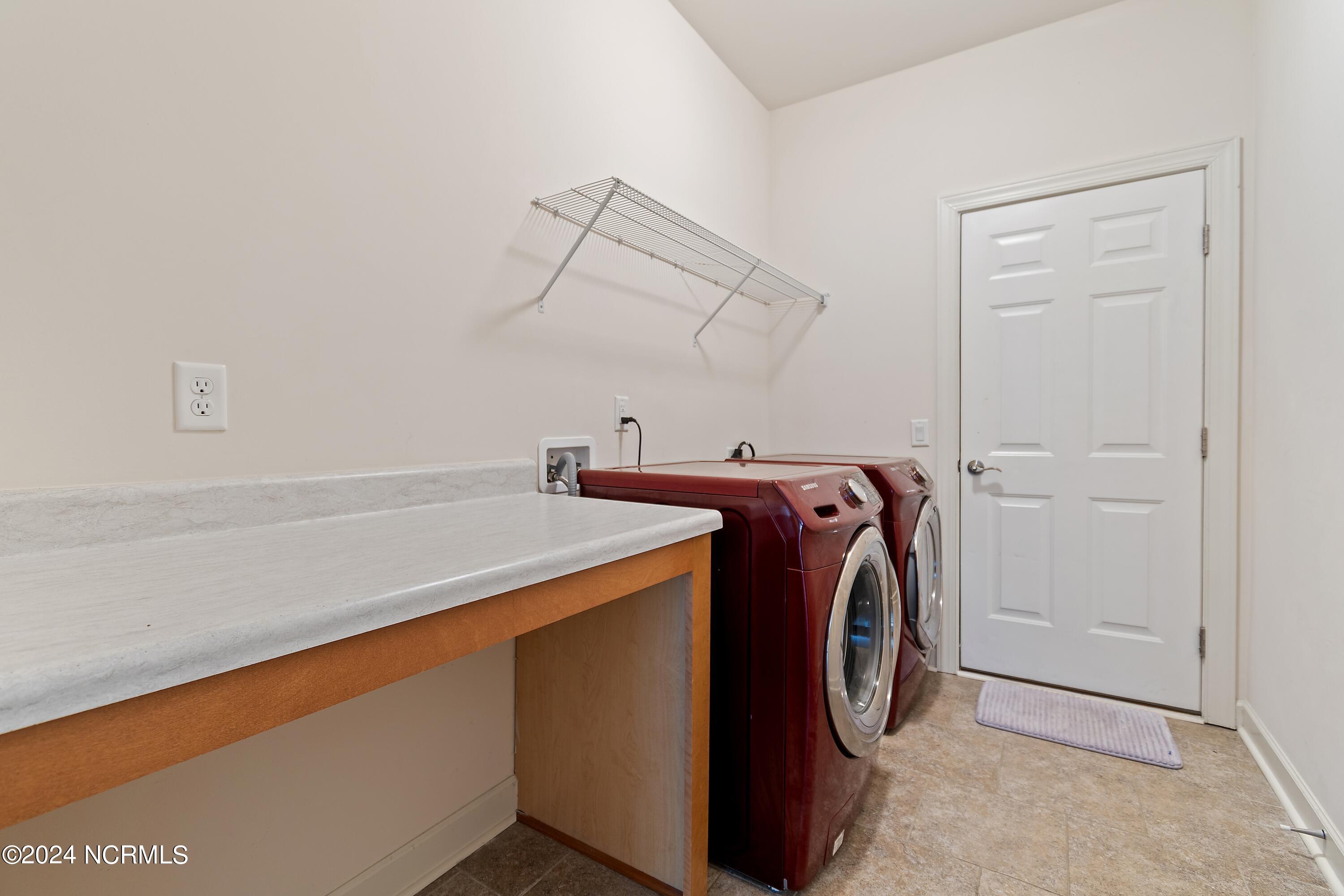 3219 Bay Winds Drive Property Photo 19