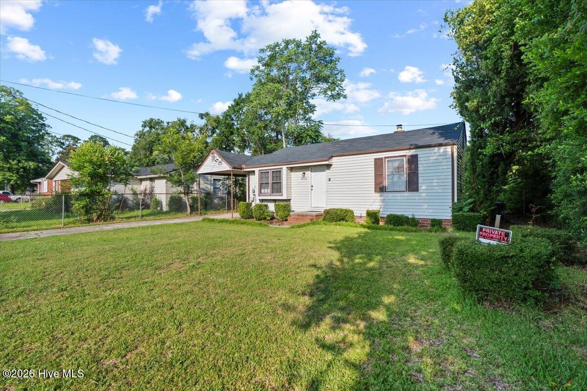 2512 Elderberry Drive Property Photo 3