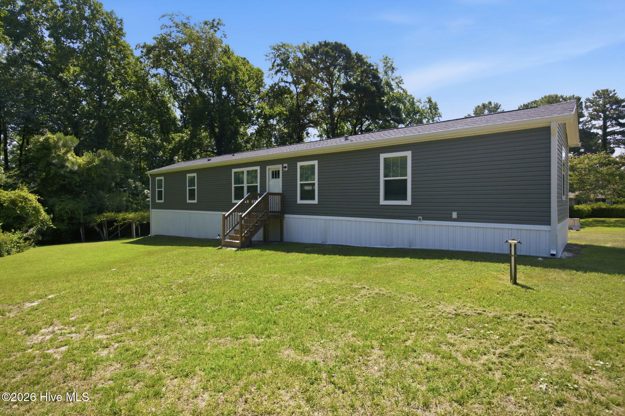 425 Beckys Creek Road Property Photo 2
