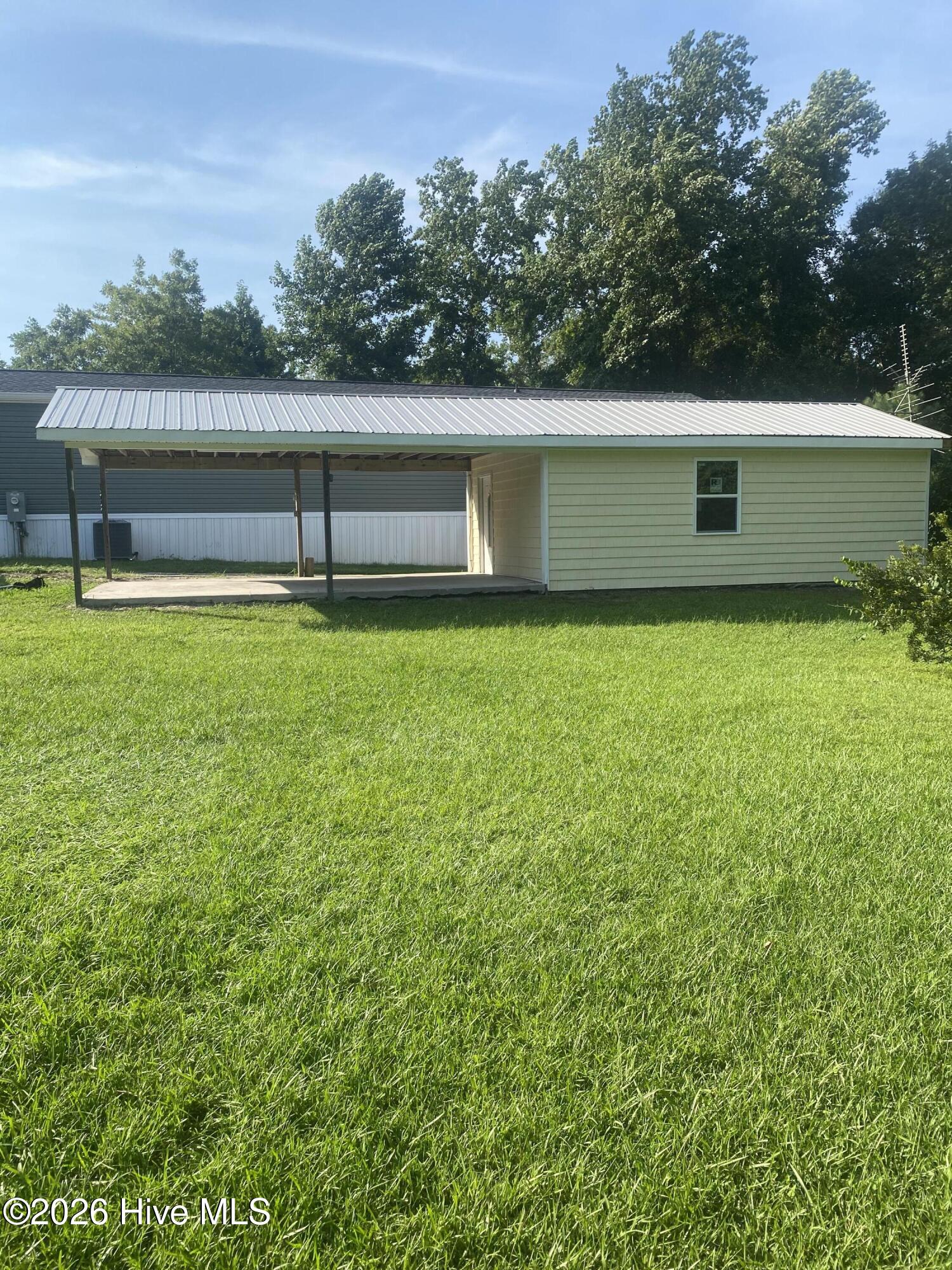 425 Beckys Creek Road Property Photo 8