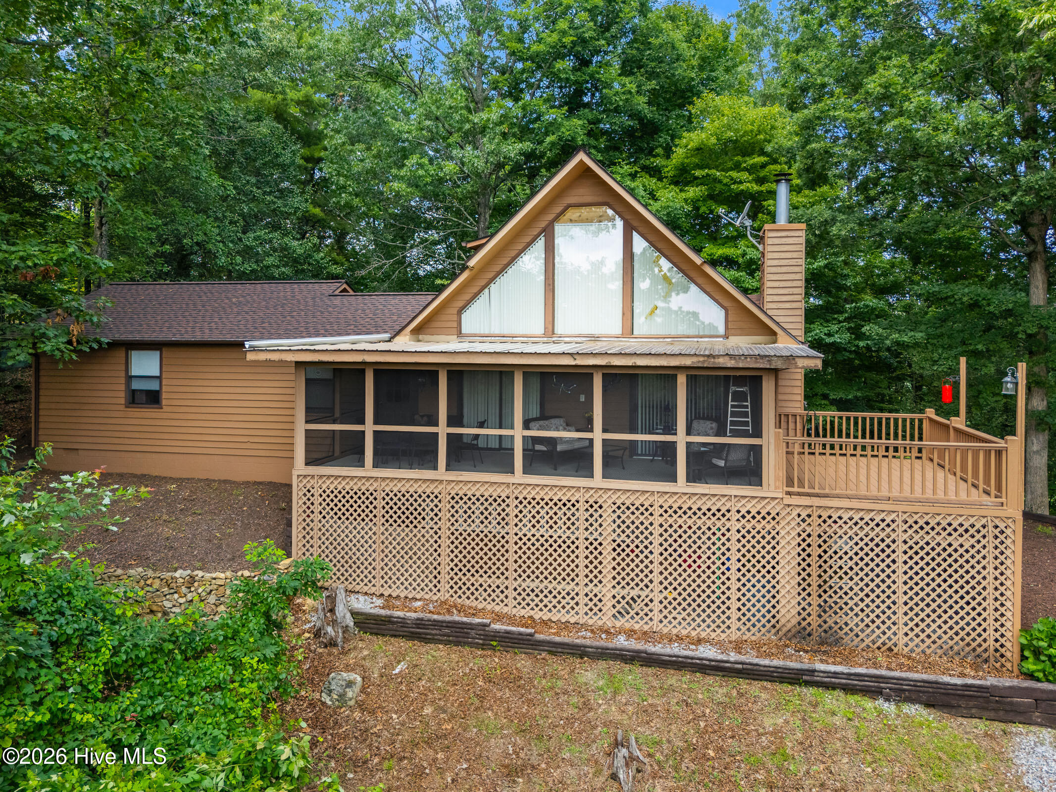 620 Cardinal Road Property Photo 2