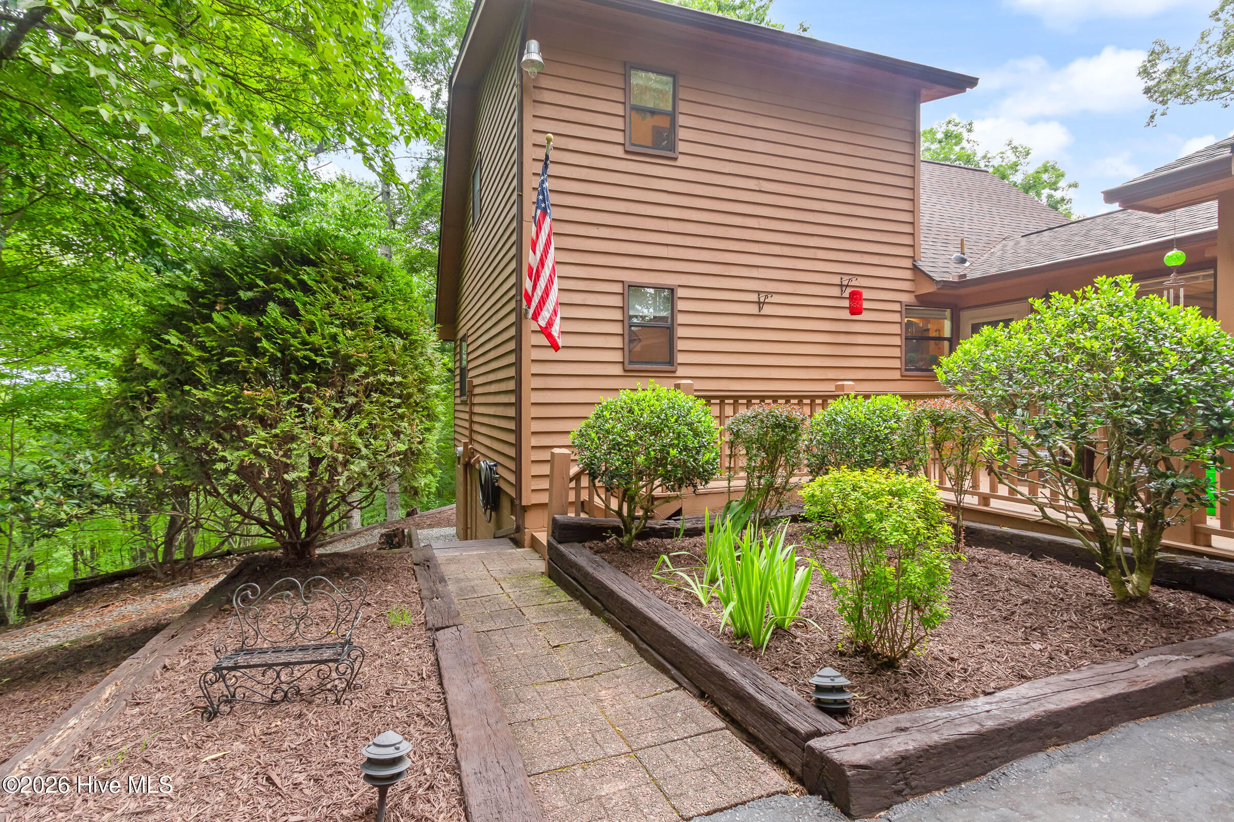 620 Cardinal Road Property Photo 4