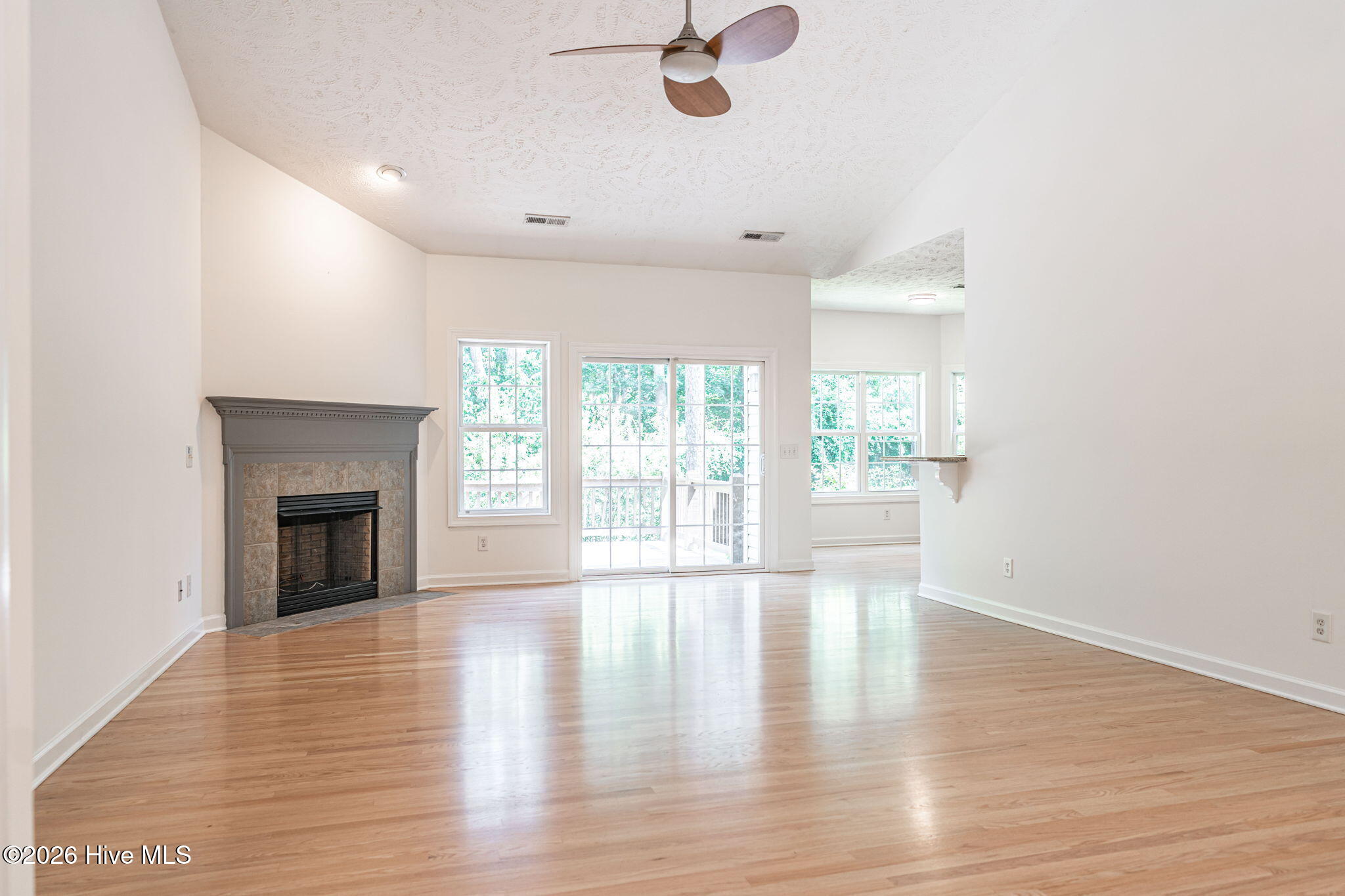4 Carson Way Property Photo 7