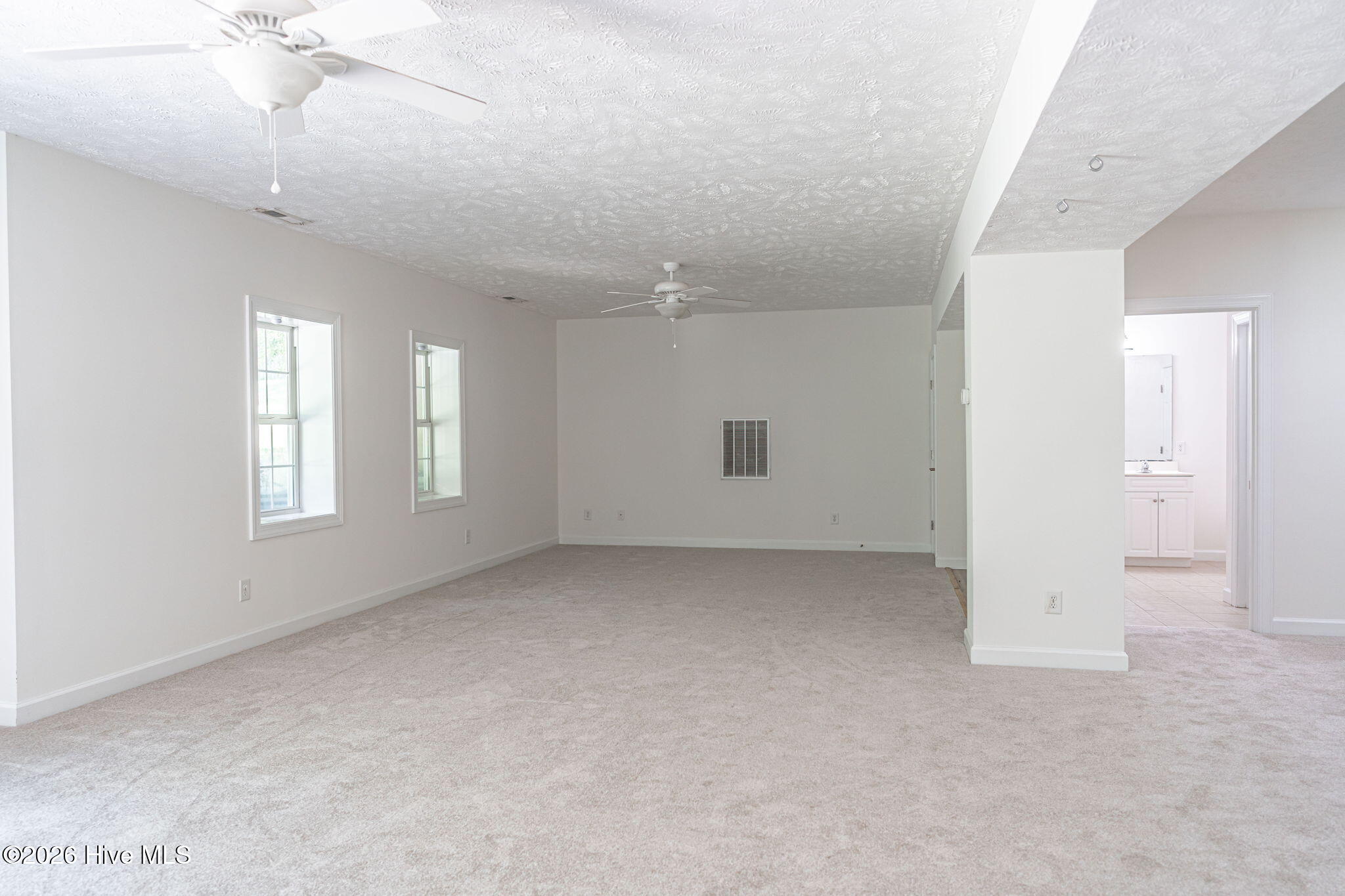 4 Carson Way Property Photo 29