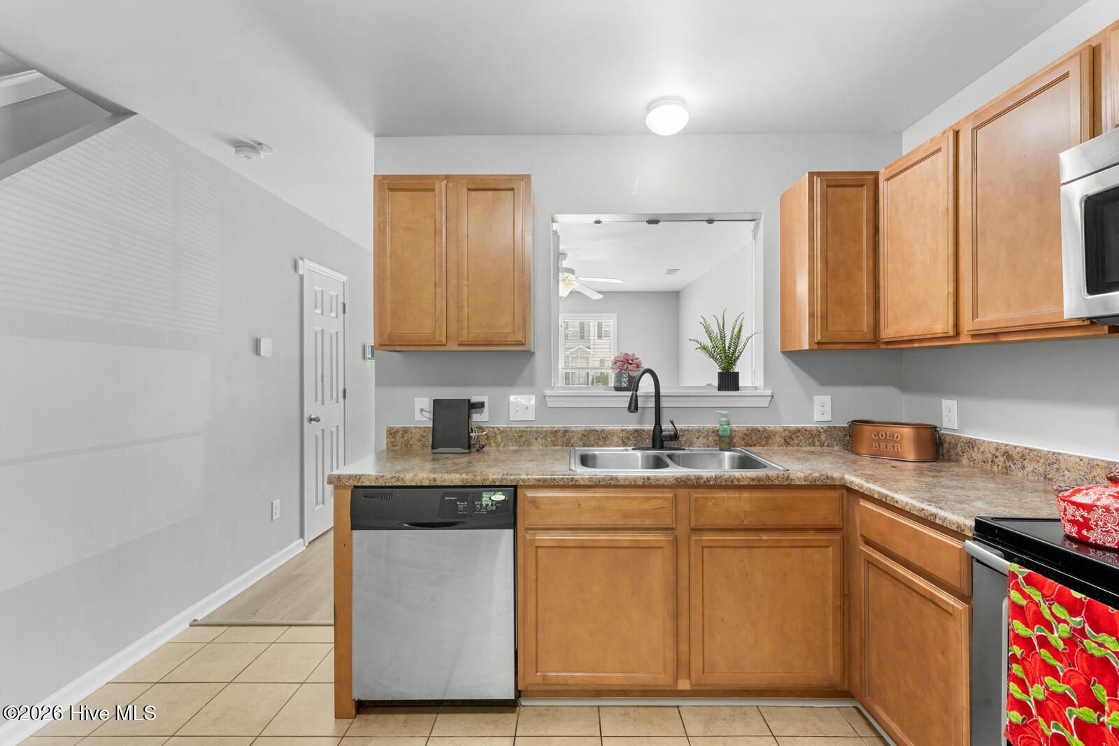 402 Caldwell Loop Property Photo 8