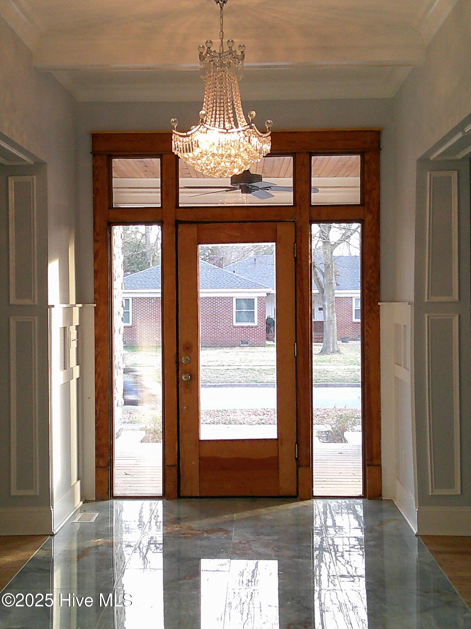 363 W Third Street Property Photo 5
