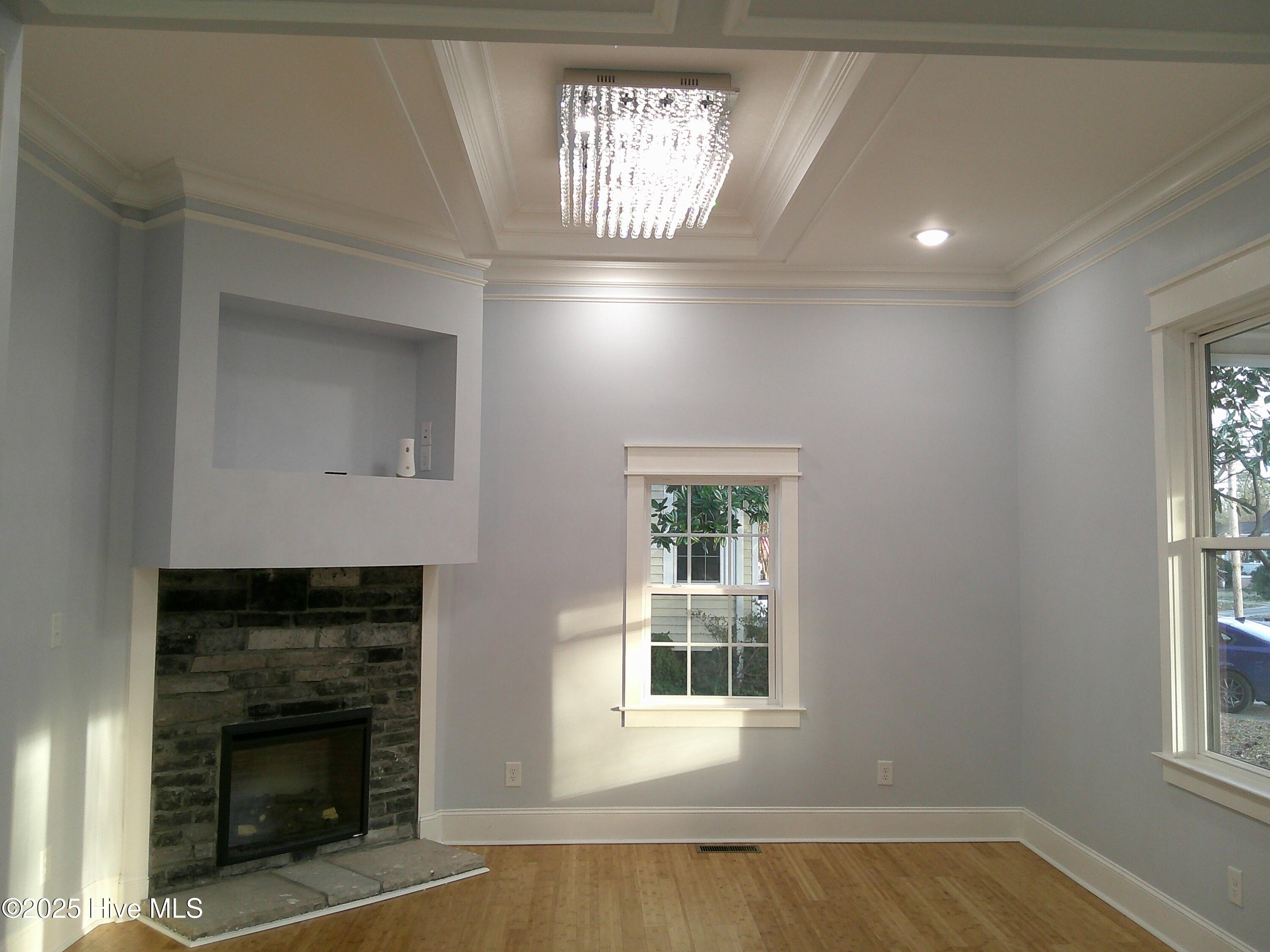 363 W Third Street Property Photo 8