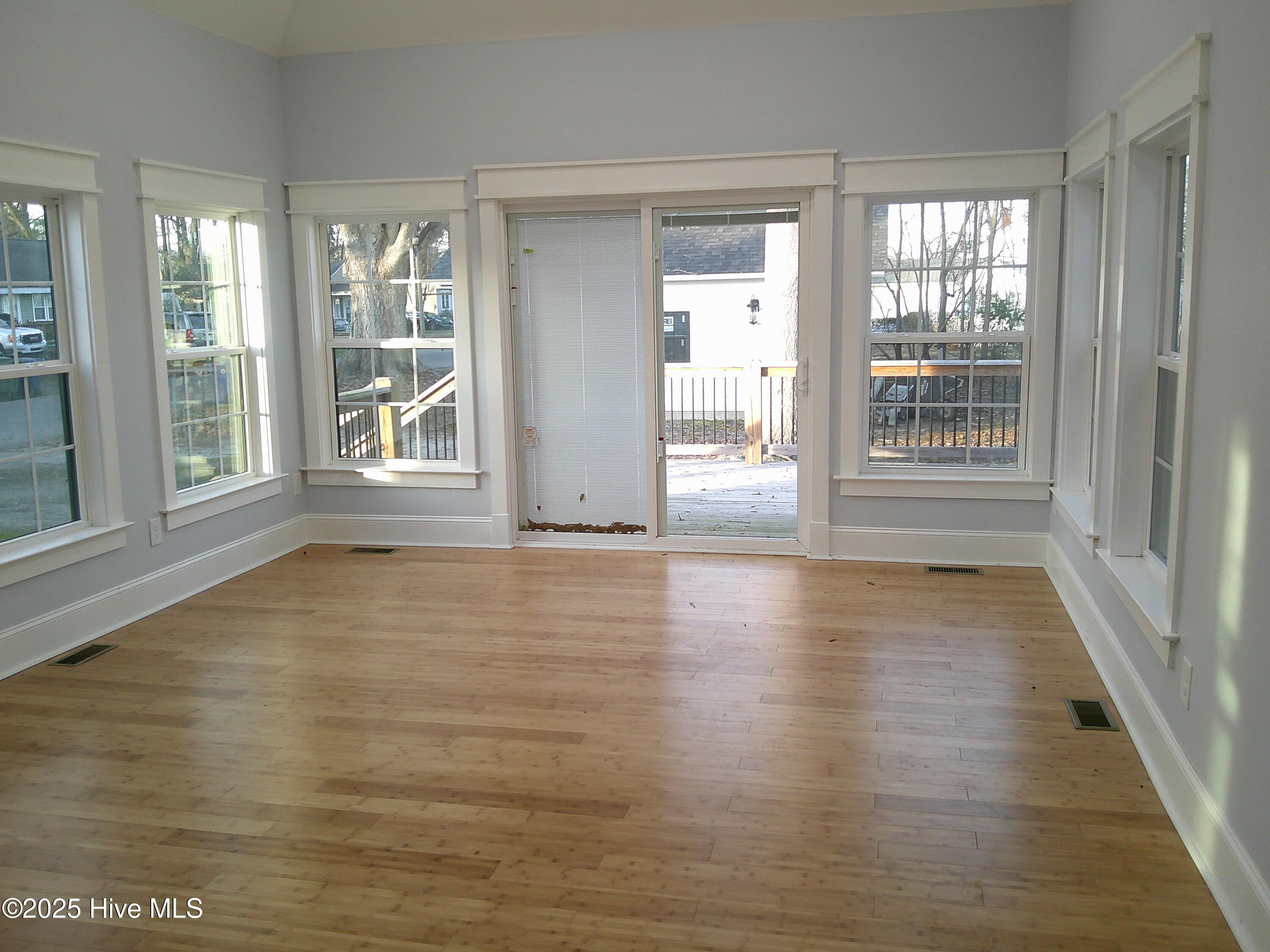 363 W Third Street Property Photo 17