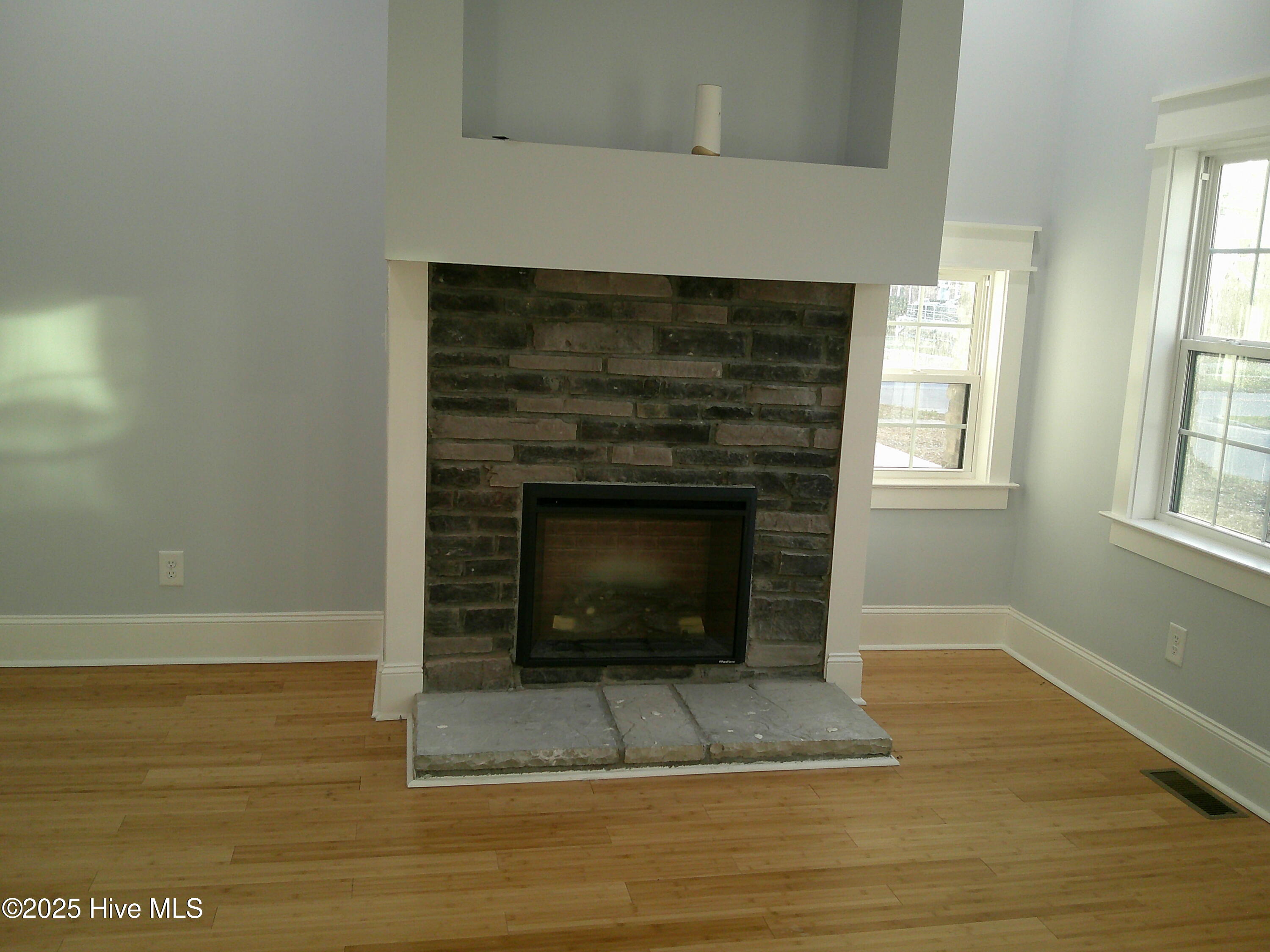363 W Third Street Property Photo 24