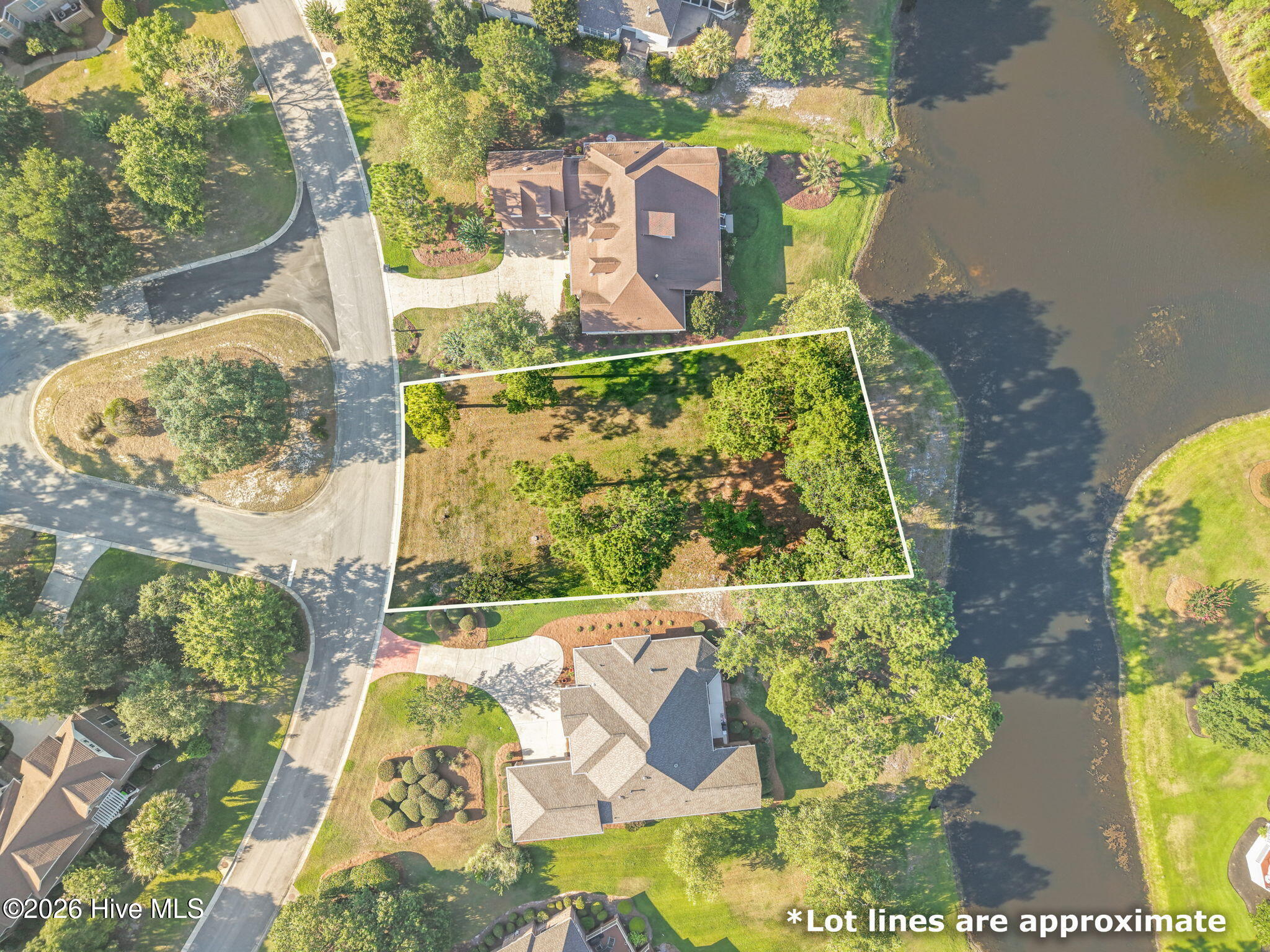 565 112 Gladstone Circle Sw Property Photo 3