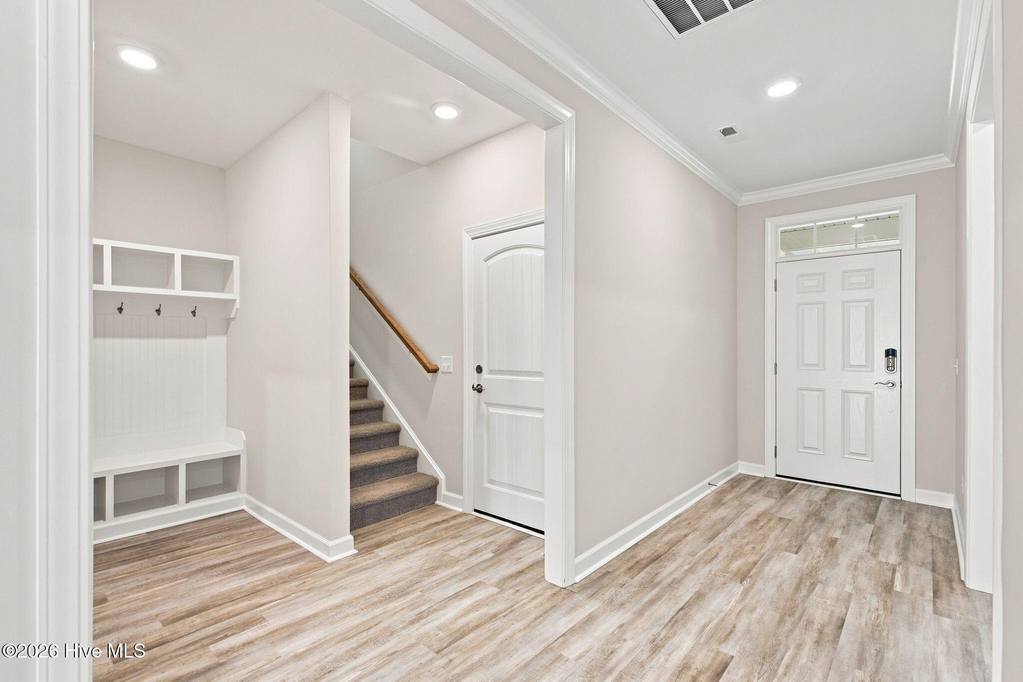 5016 Freshbrook Way Property Photo 4