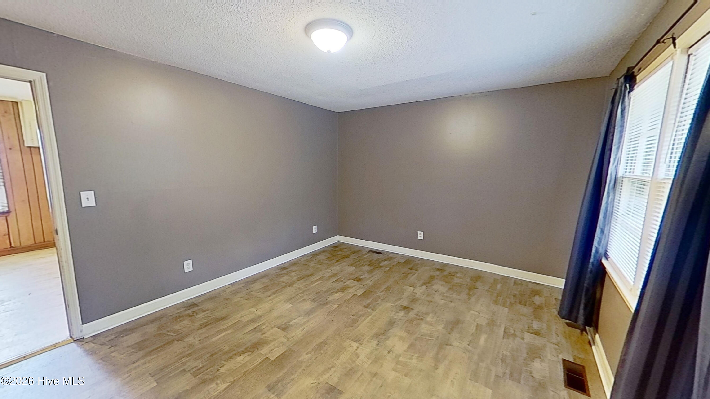 209 Sycamore Street Property Photo 2