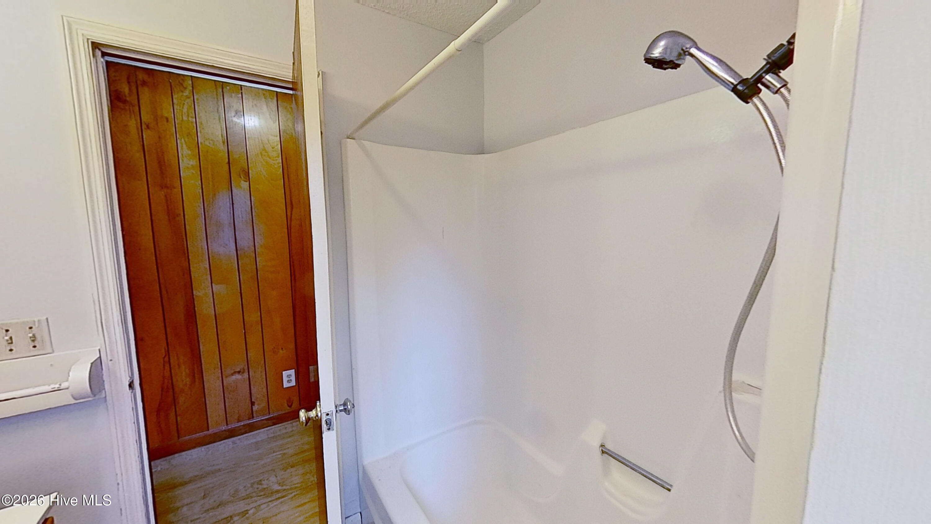 209 Sycamore Street Property Photo 16