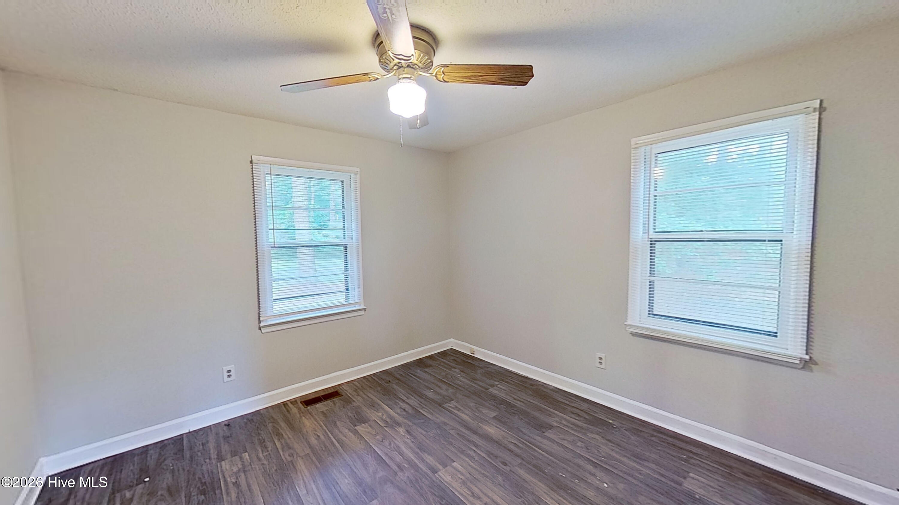 209 Sycamore Street Property Photo 22