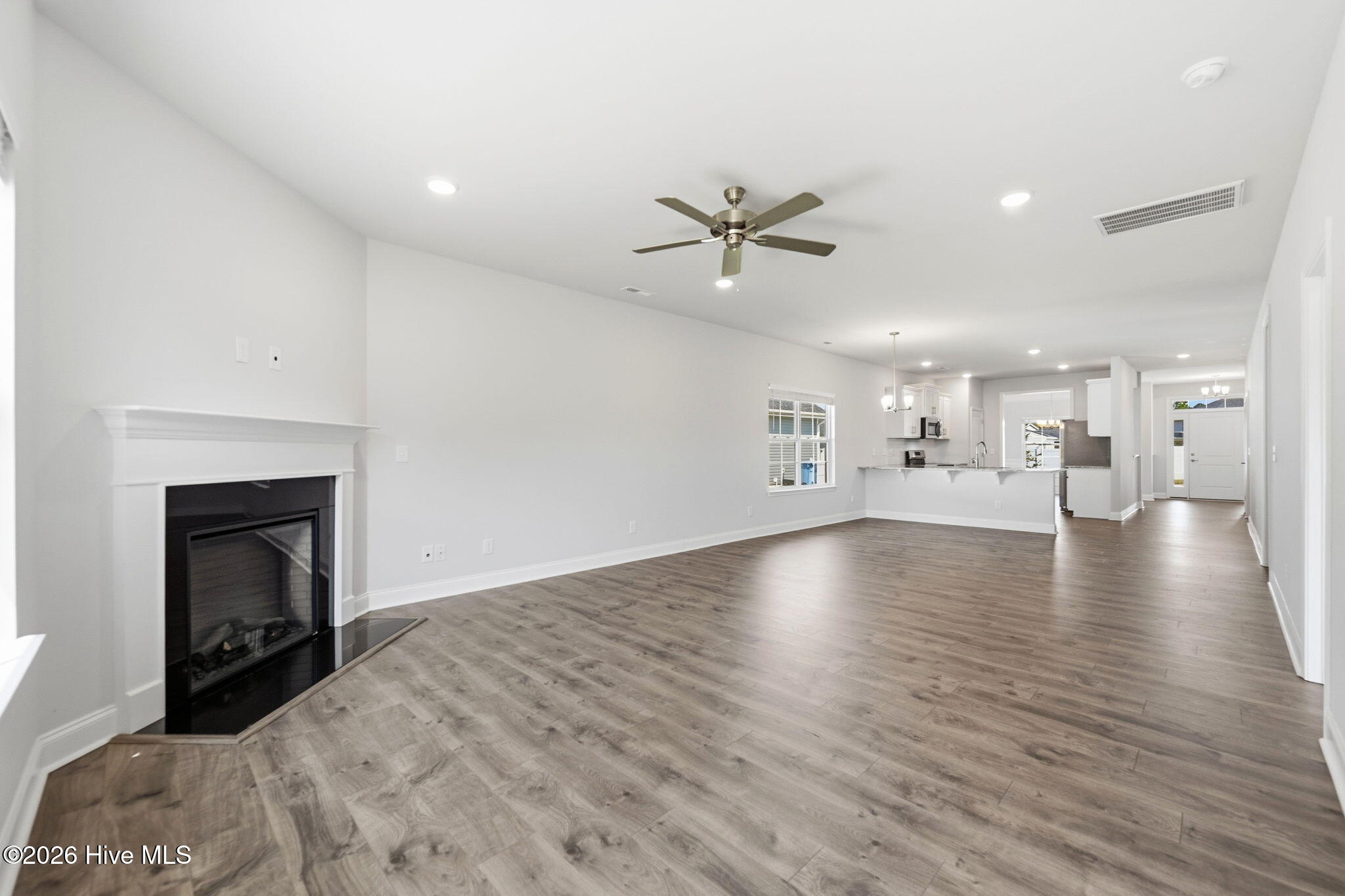 903 Eakins Lane Property Photo 3