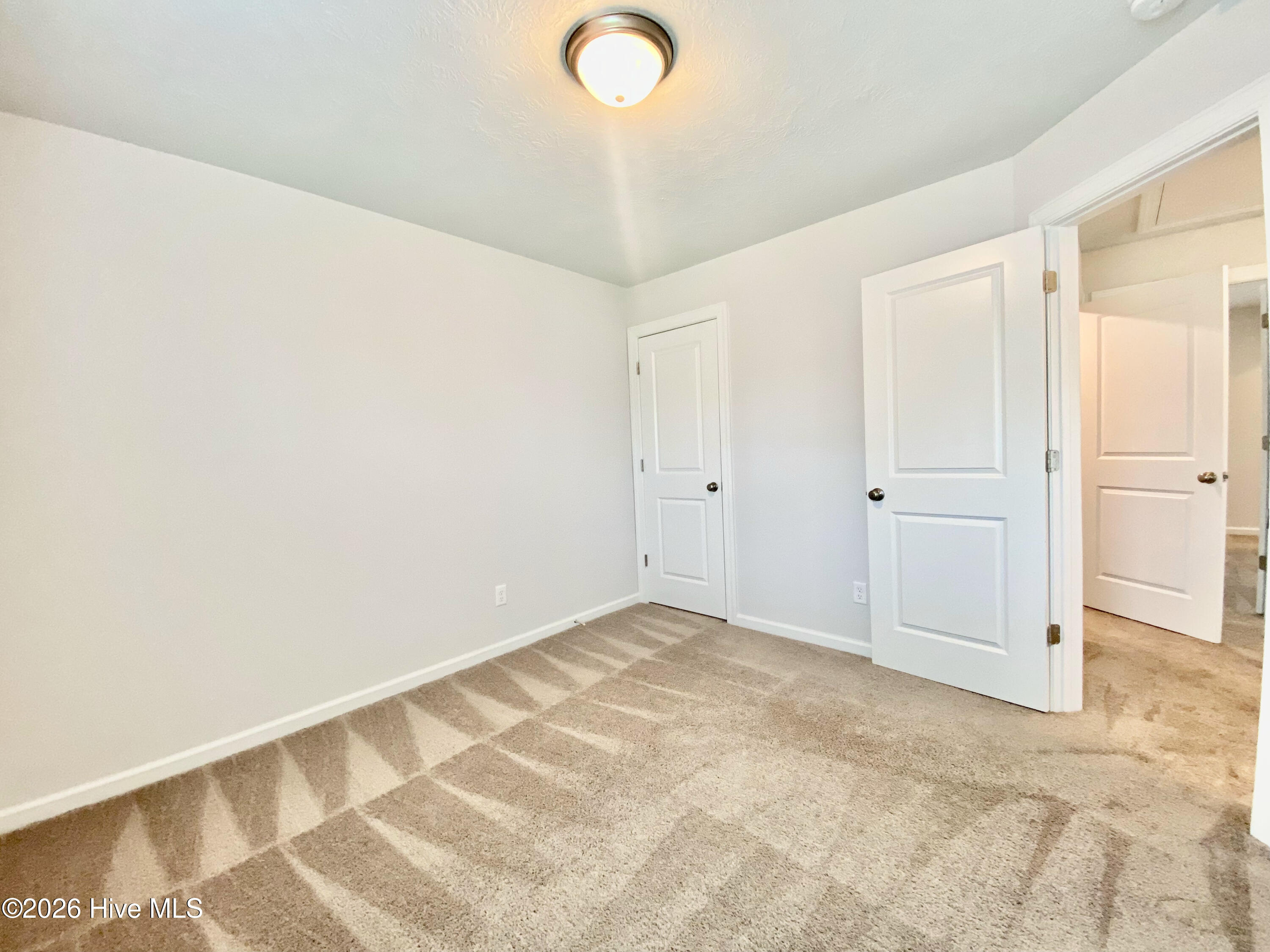 1895 Butternut Drive Property Photo 4