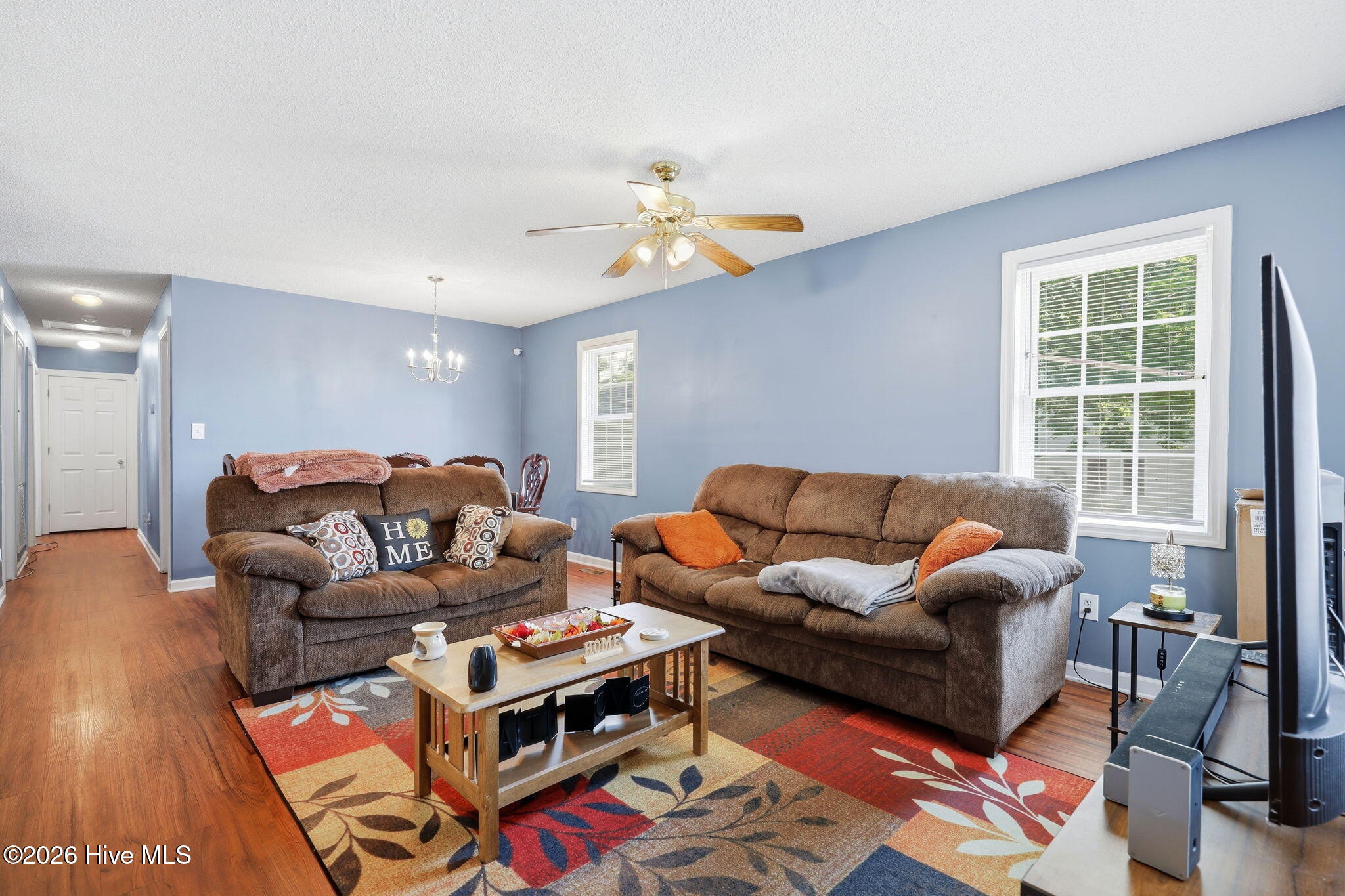 810 E Saint John Street Property Photo 12