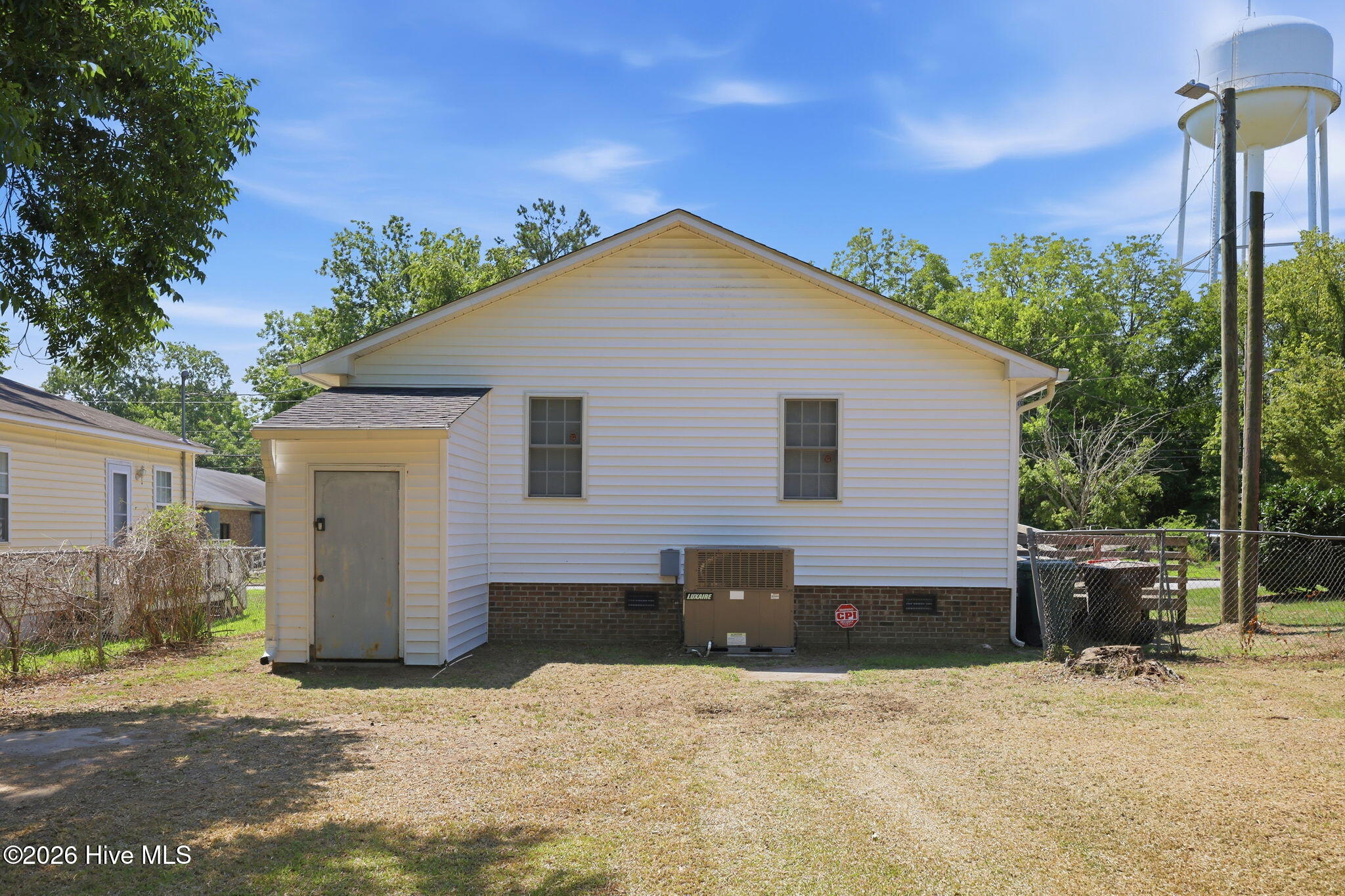 810 E Saint John Street Property Photo 34