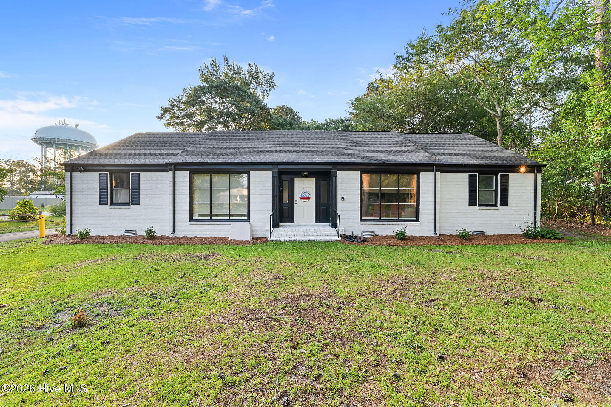 610 N Jefferson Avenue Property Photo 4