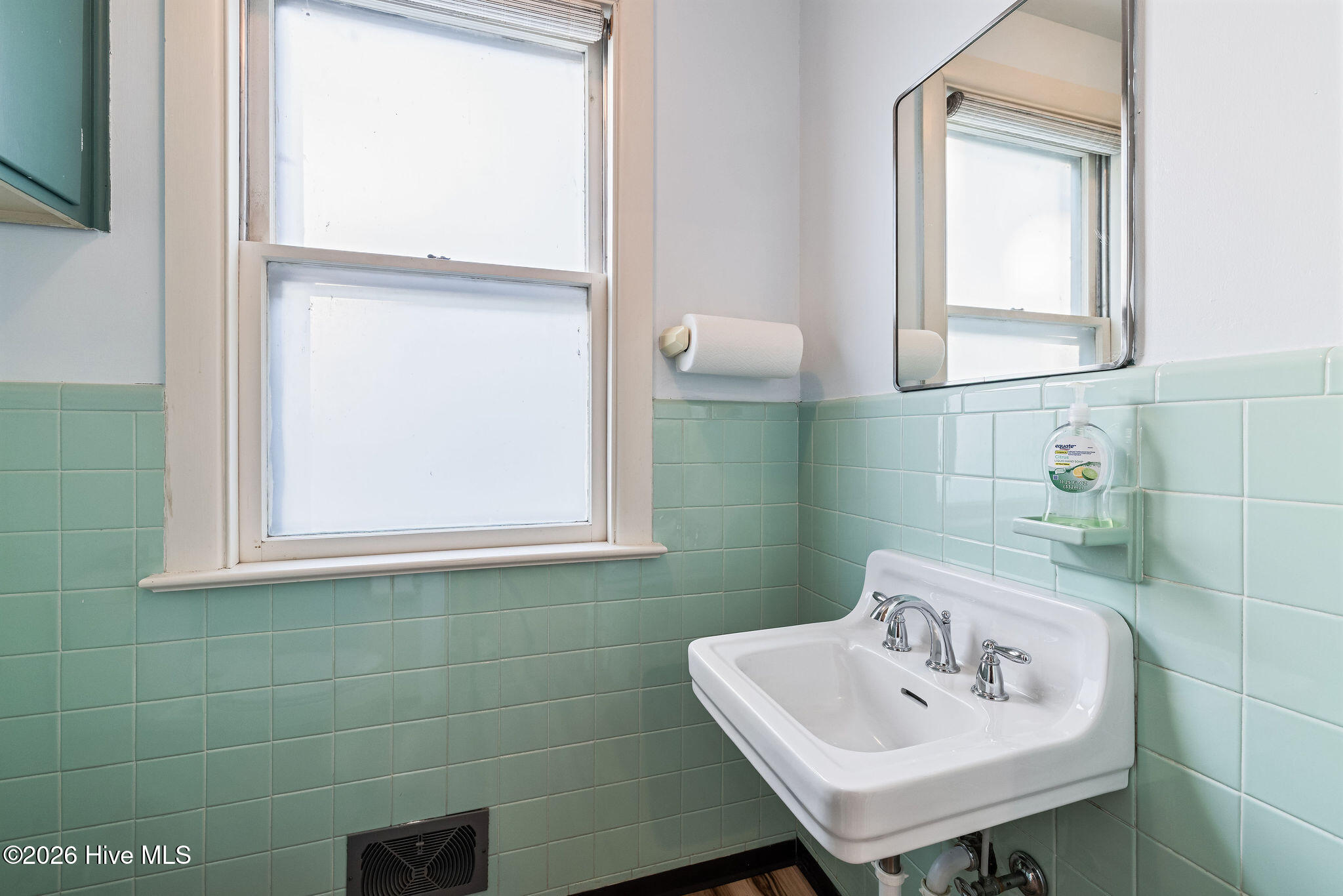 610 N Jefferson Avenue Property Photo 27