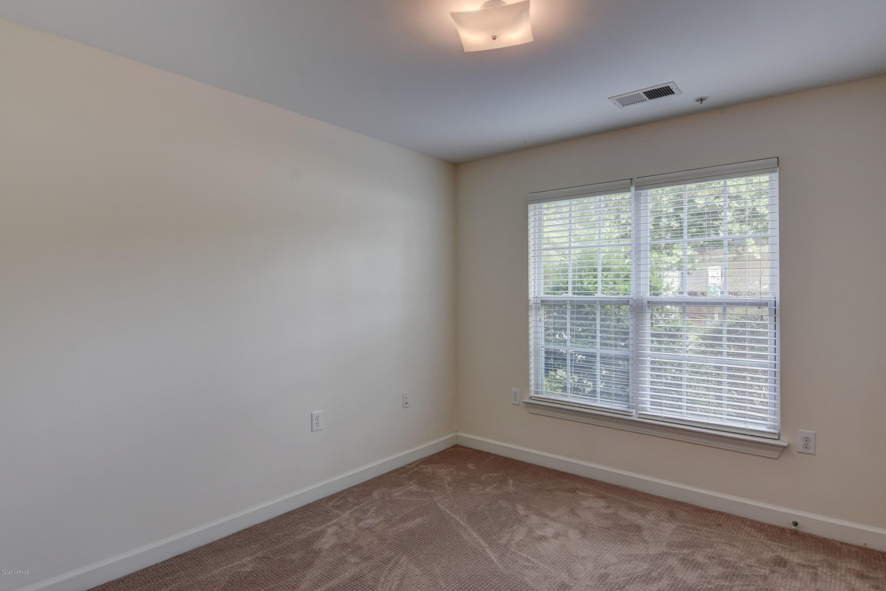 1521 Cadfel Court Unit 106 Property Photo 18