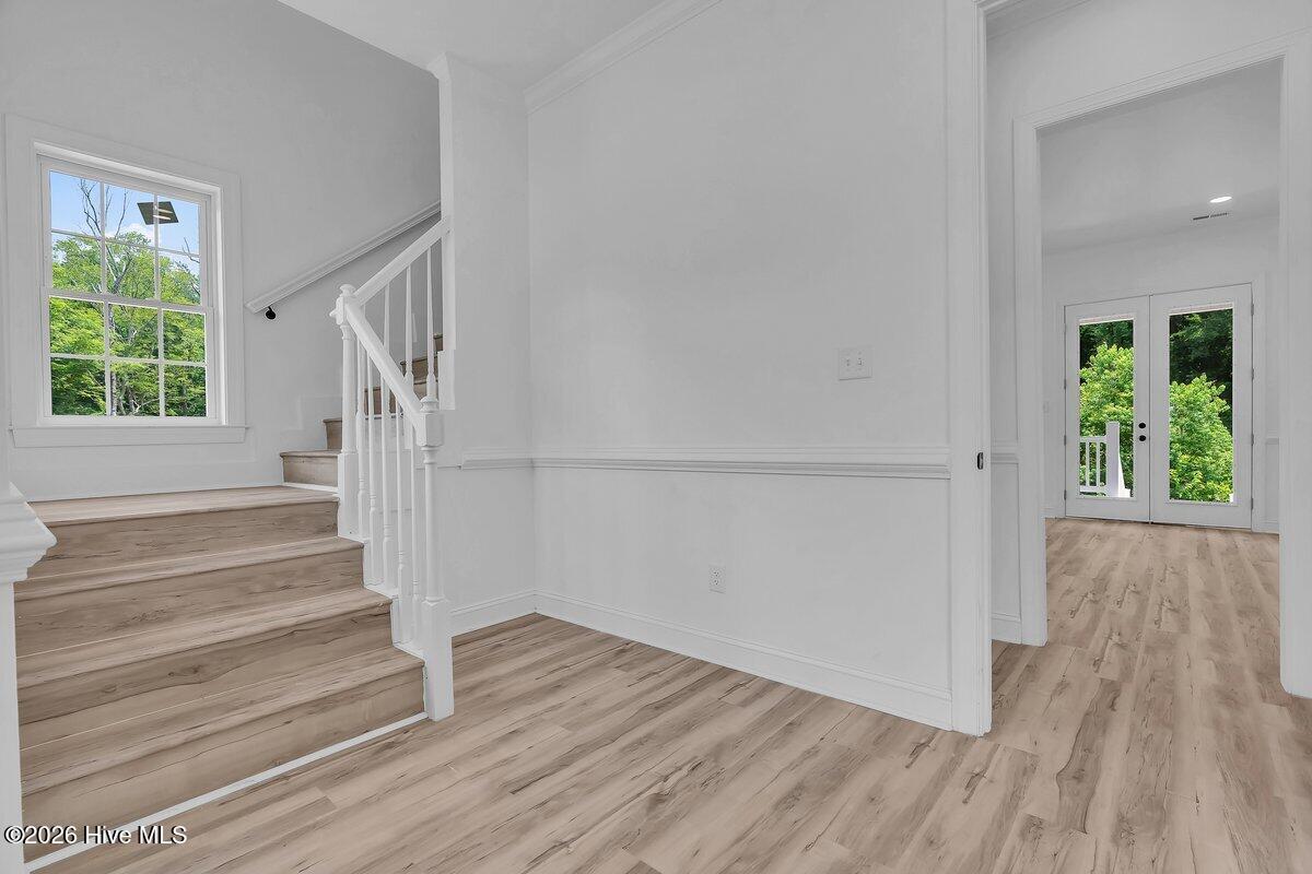 2038 Autumn Drive Property Photo 10