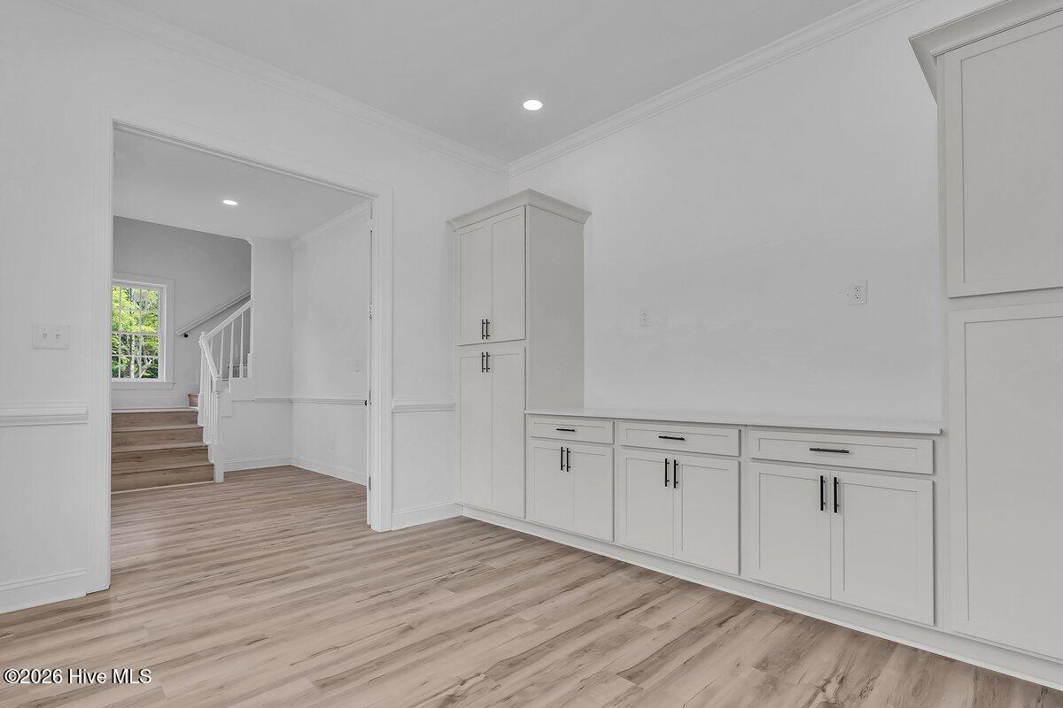2038 Autumn Drive Property Photo 15