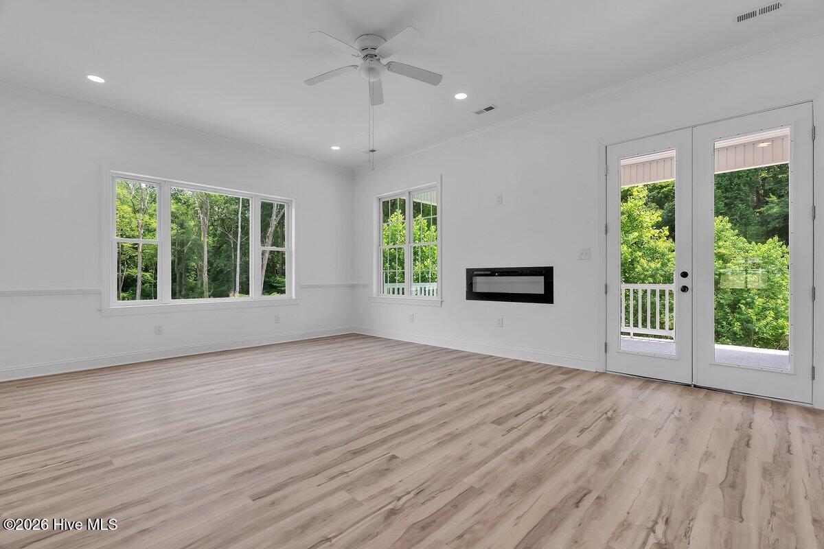 2038 Autumn Drive Property Photo 16