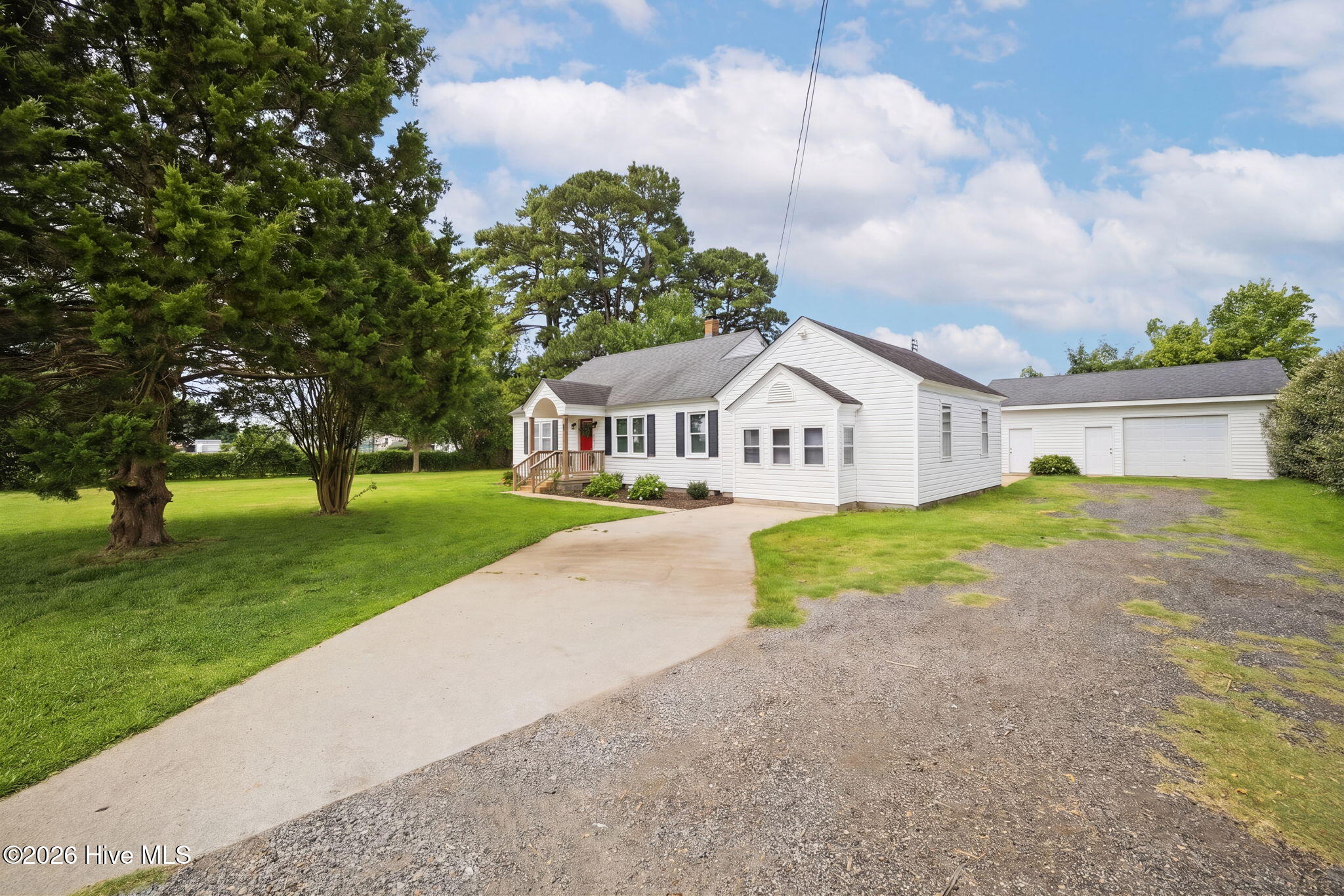 760 Shawboro Road Property Photo 1