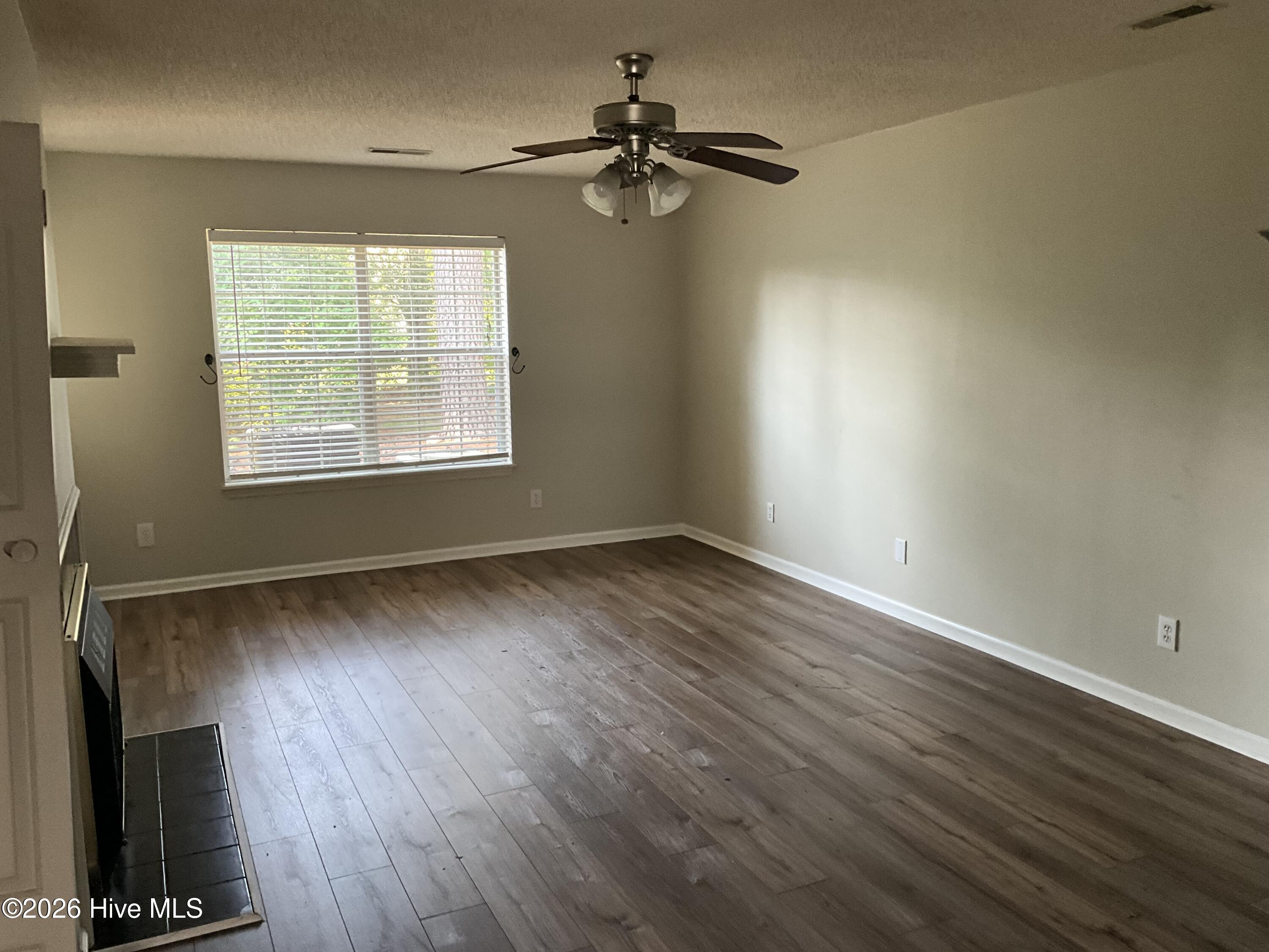 2936 Mulberry Lane B Property Photo 2