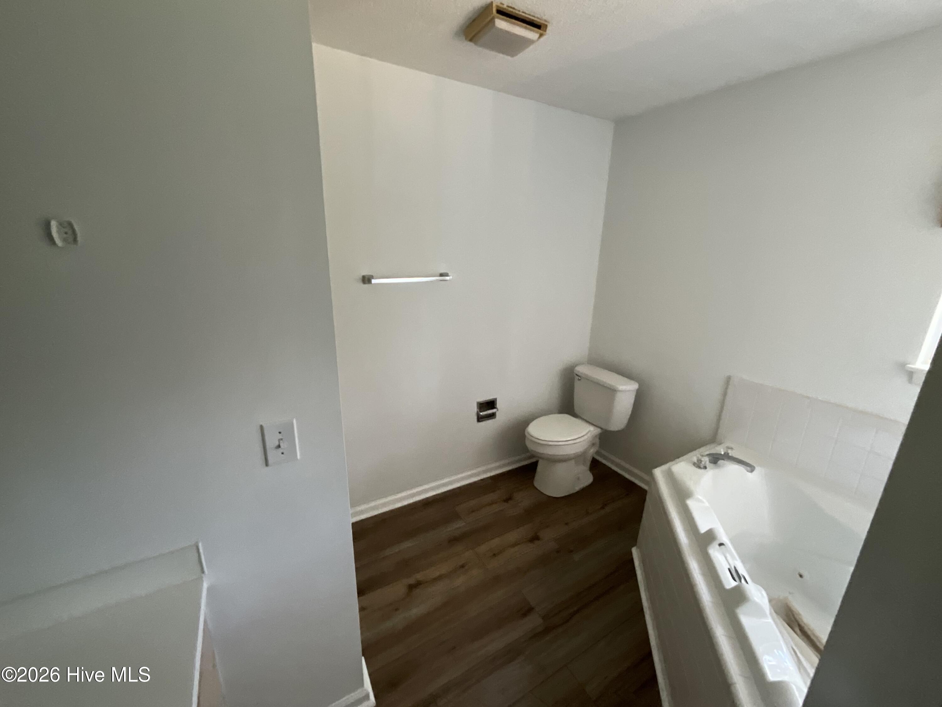 2936 Mulberry Lane B Property Photo 8