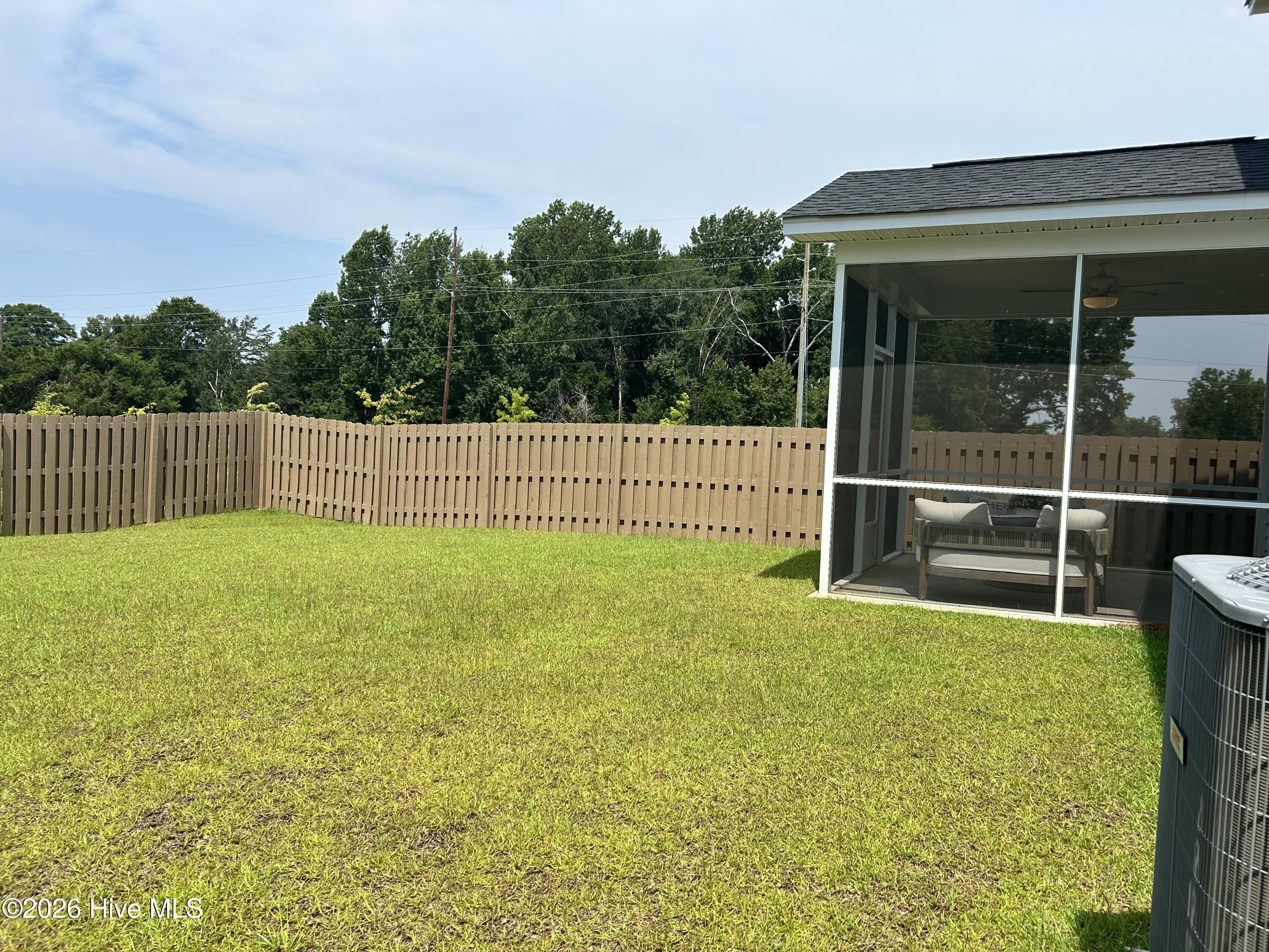 1016 Debutant Drive Property Photo 4