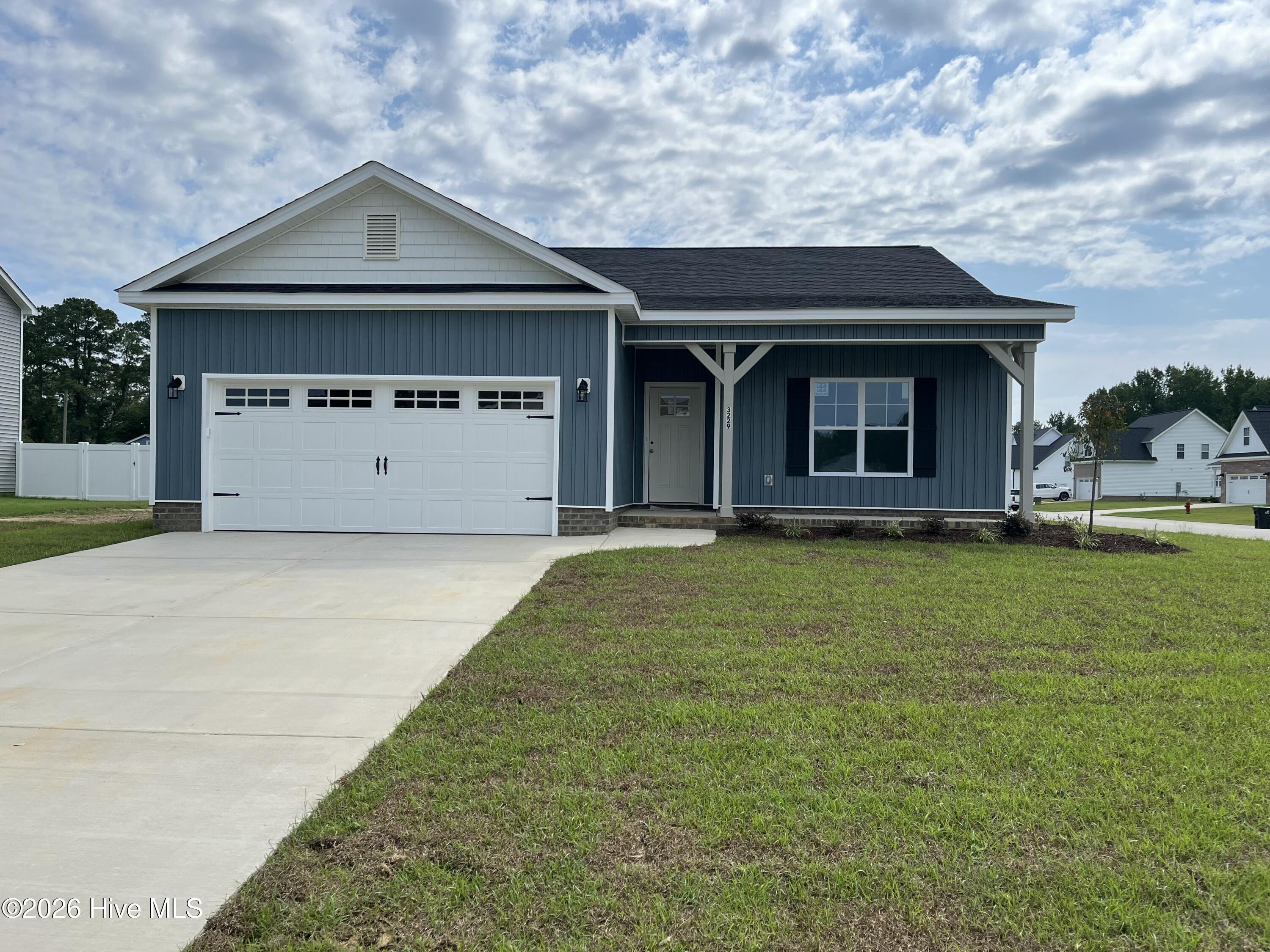 3229 Meadow Drive Property Photo 1